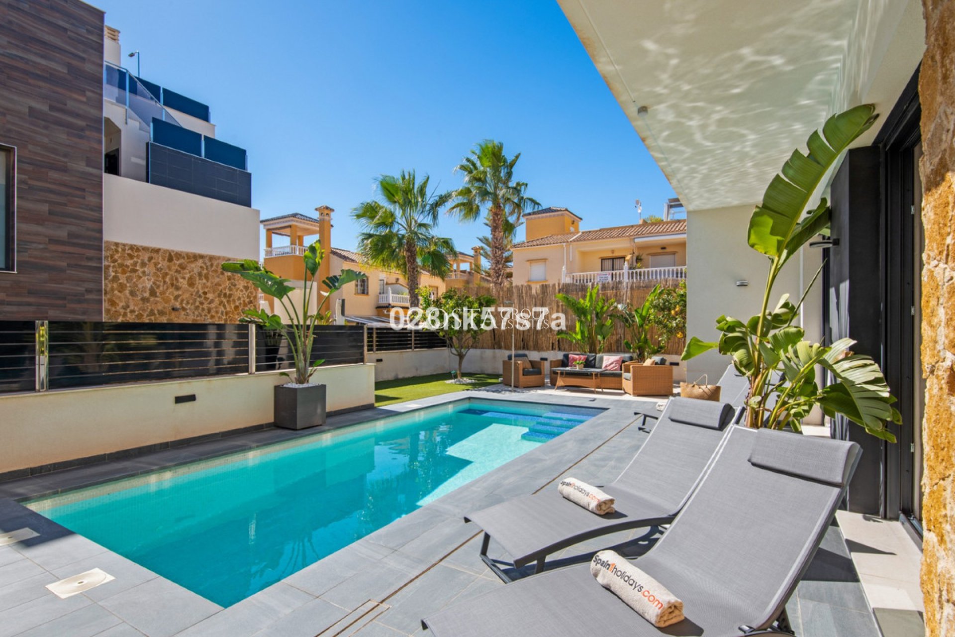 Herverkoop - Villa -
Orihuela Costa - Lomas De Campoamor