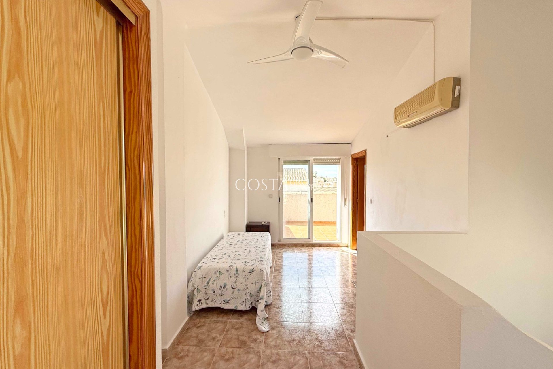 Herverkoop - Villa -
Orihuela Costa - Los Altos