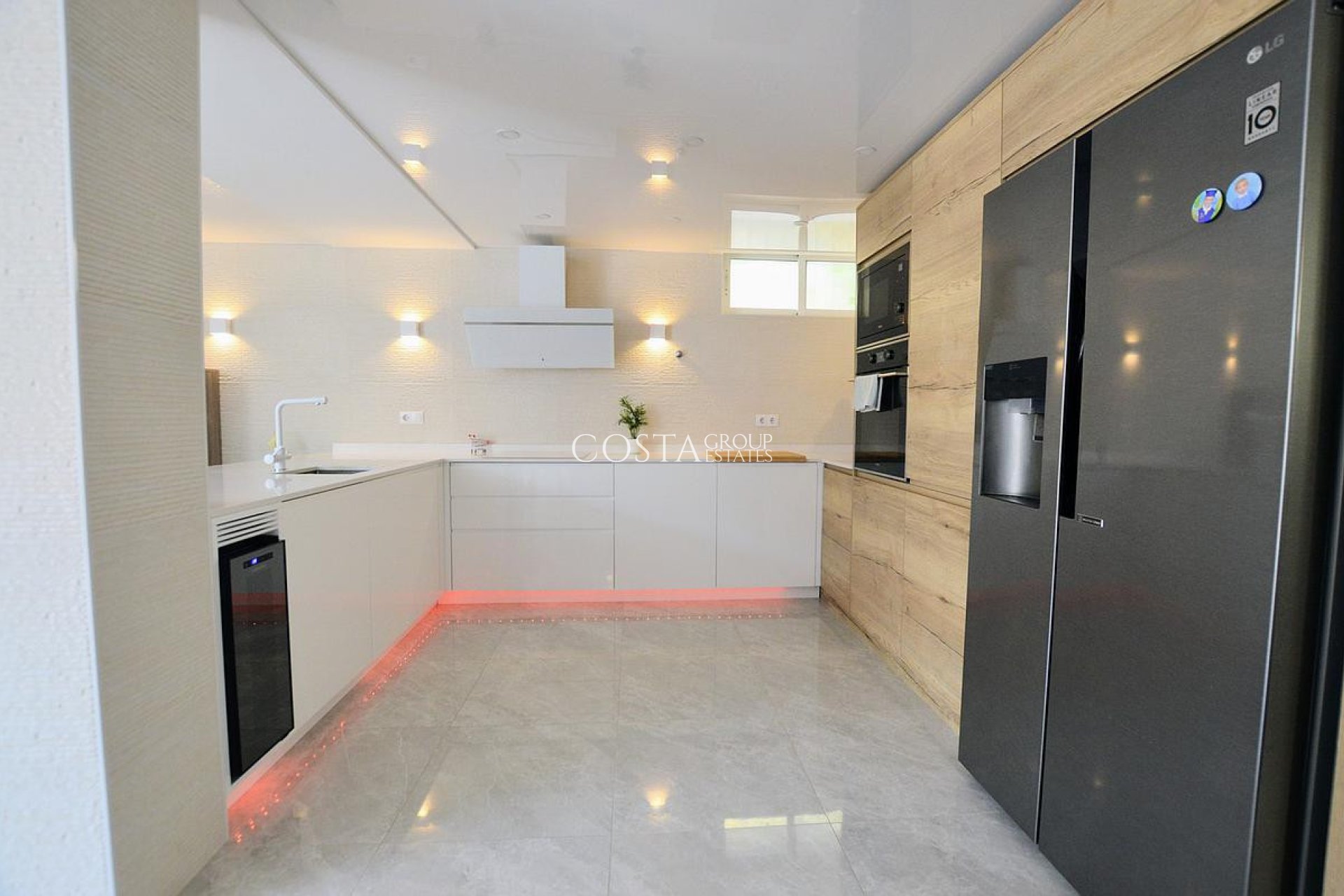 Herverkoop - Villa -
Orihuela Costa - Los Altos