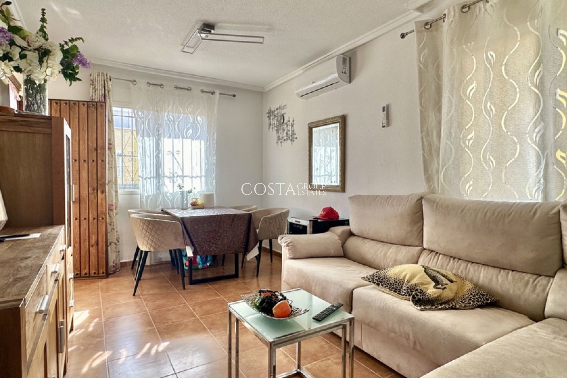 Herverkoop - Villa -
Orihuela Costa - Los Altos