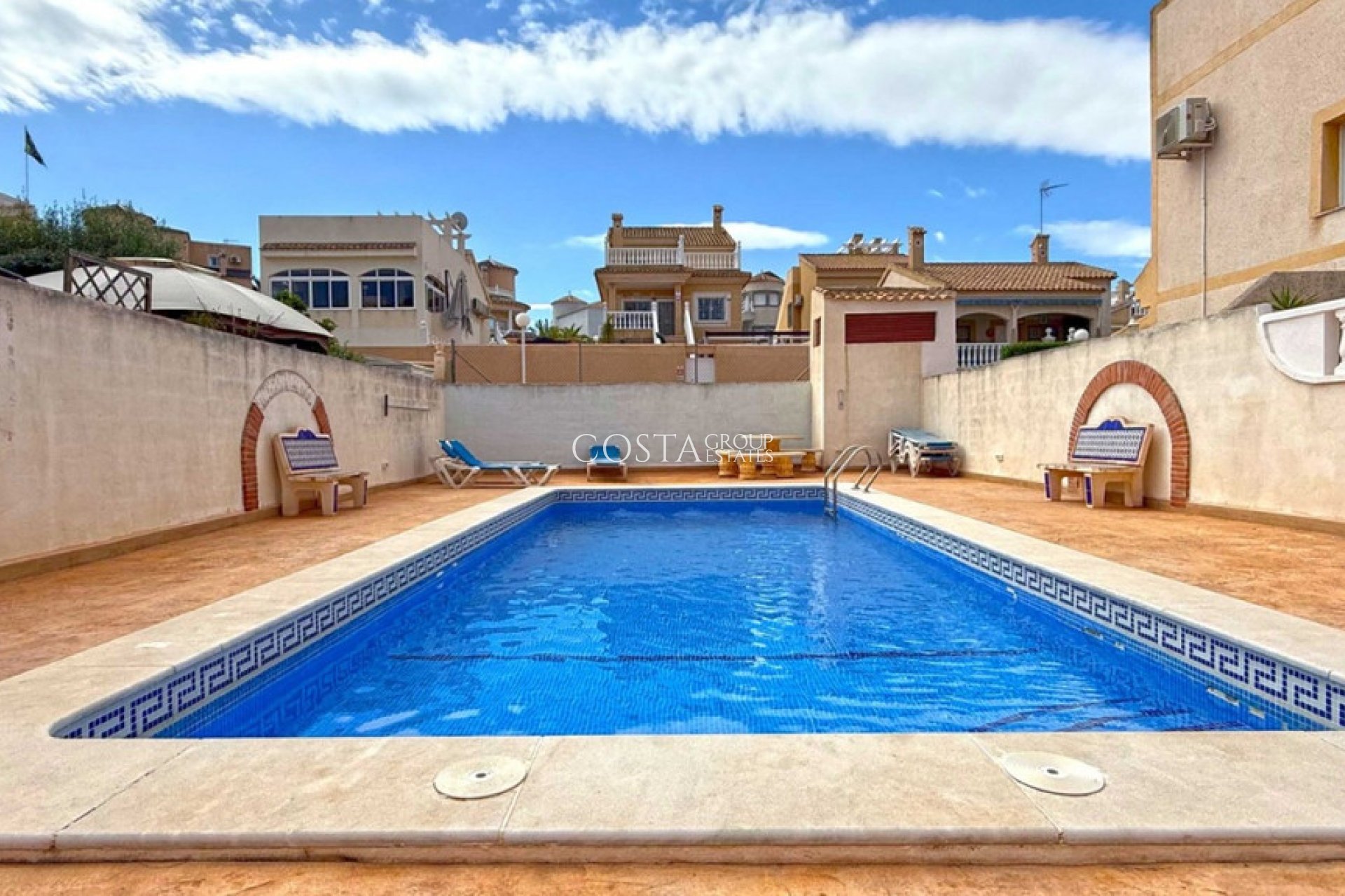 Herverkoop - Villa -
Orihuela Costa - Los Altos