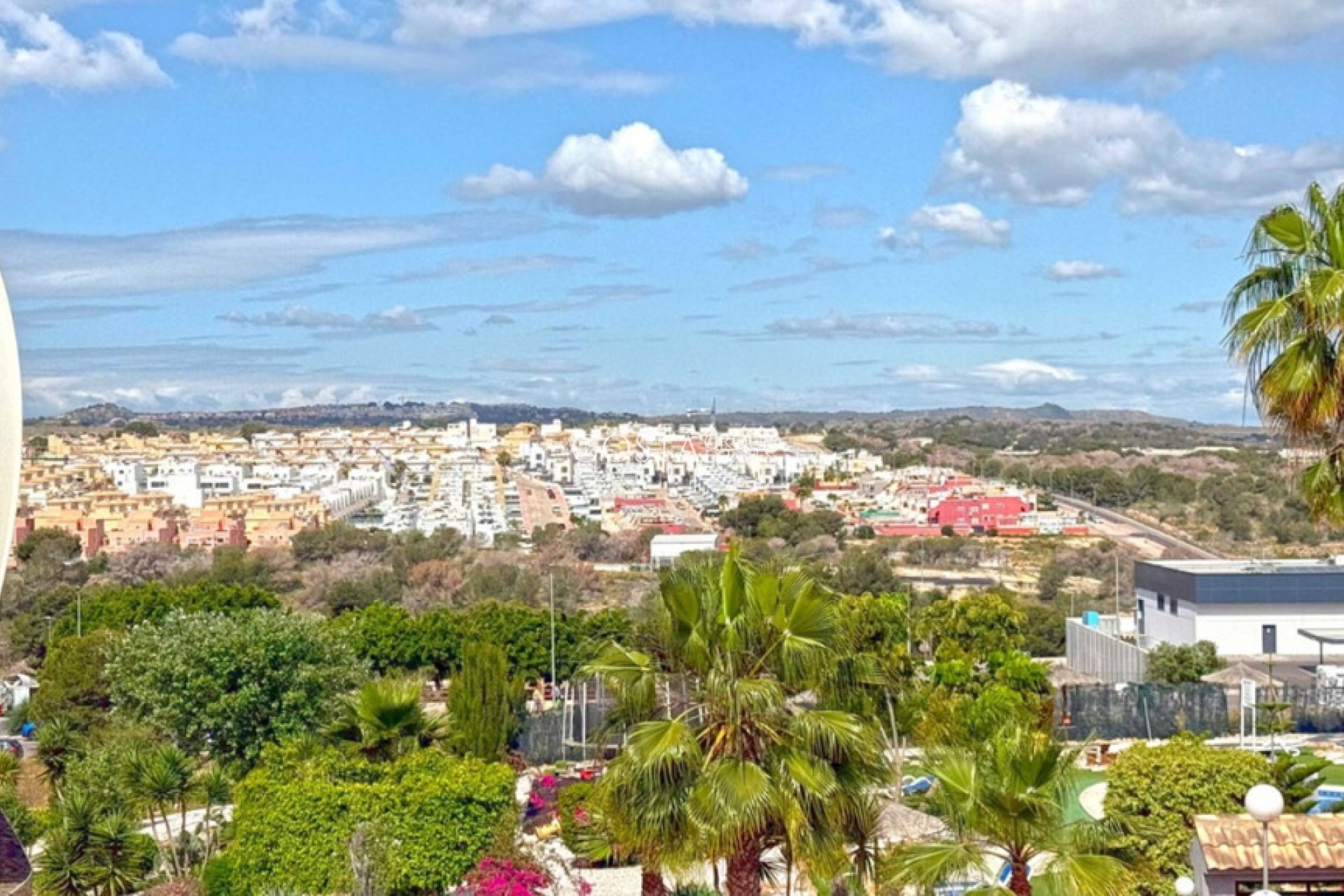 Herverkoop - Villa -
Orihuela Costa - Los Altos