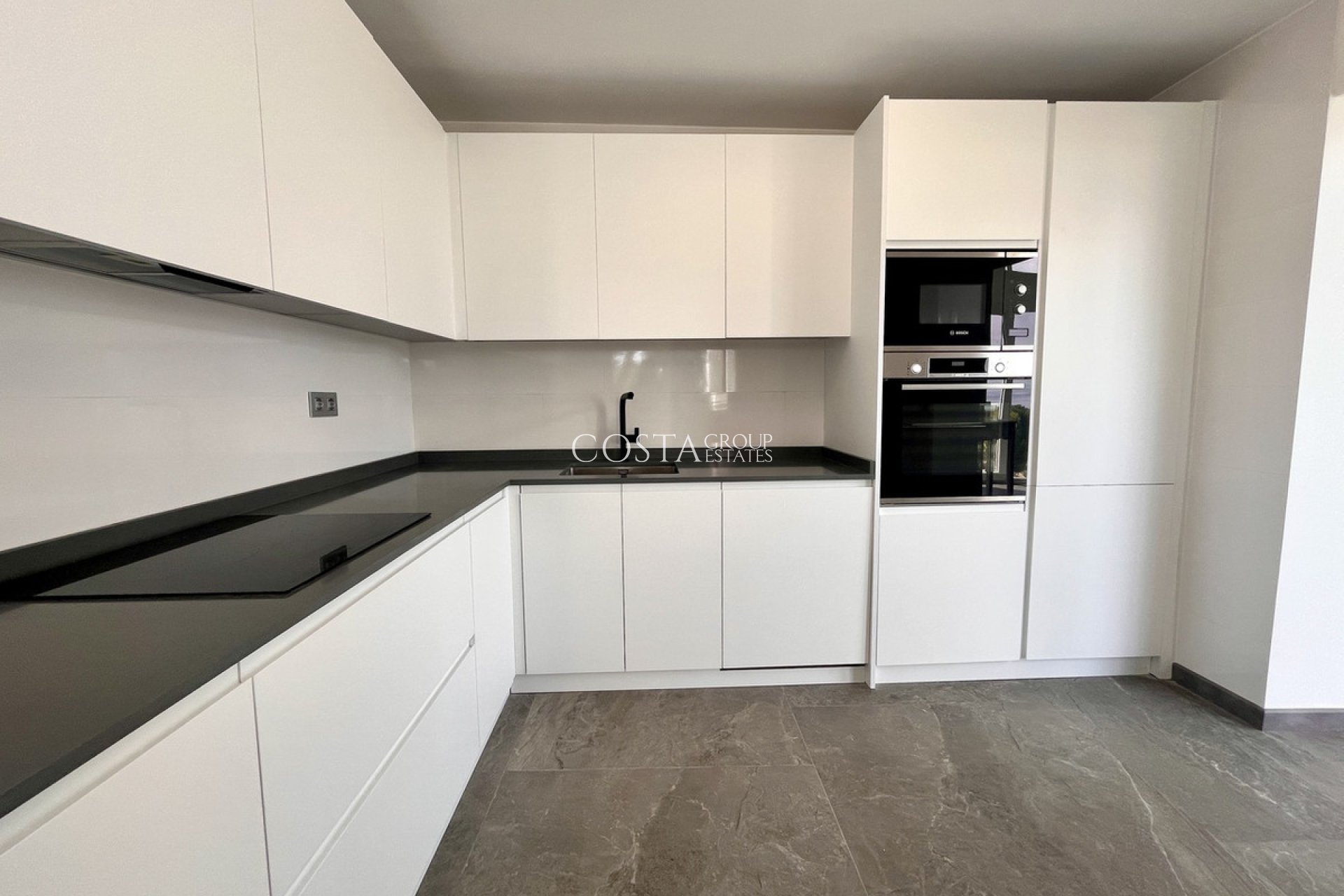 Herverkoop - Villa -
Orihuela Costa - Los Balcones