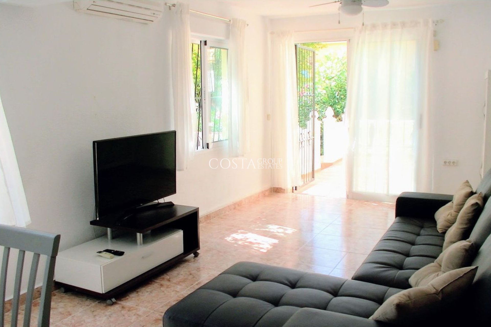 Herverkoop - Villa -
Orihuela Costa - Los Balcones