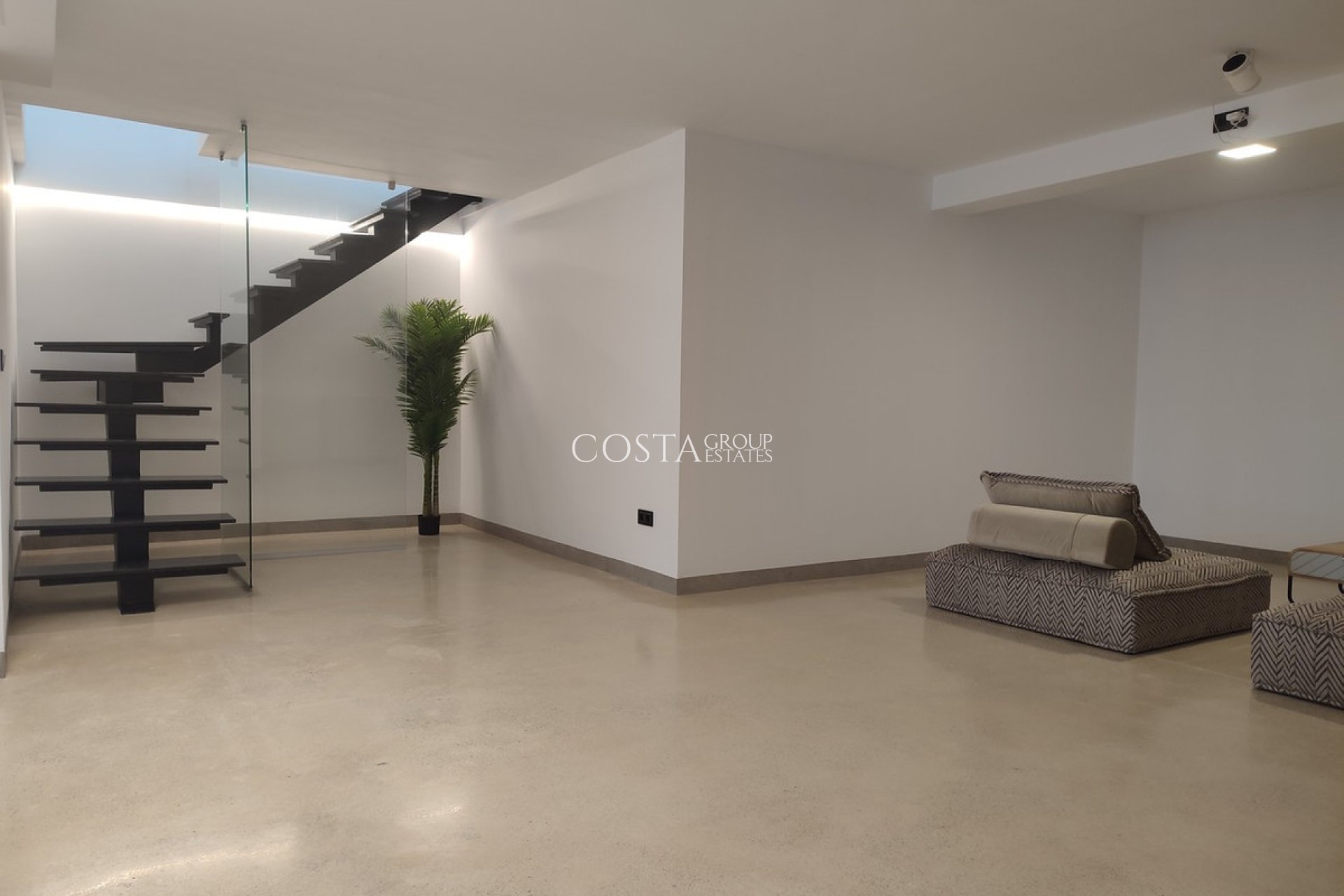 Herverkoop - Villa -
Orihuela Costa - Los Balcones