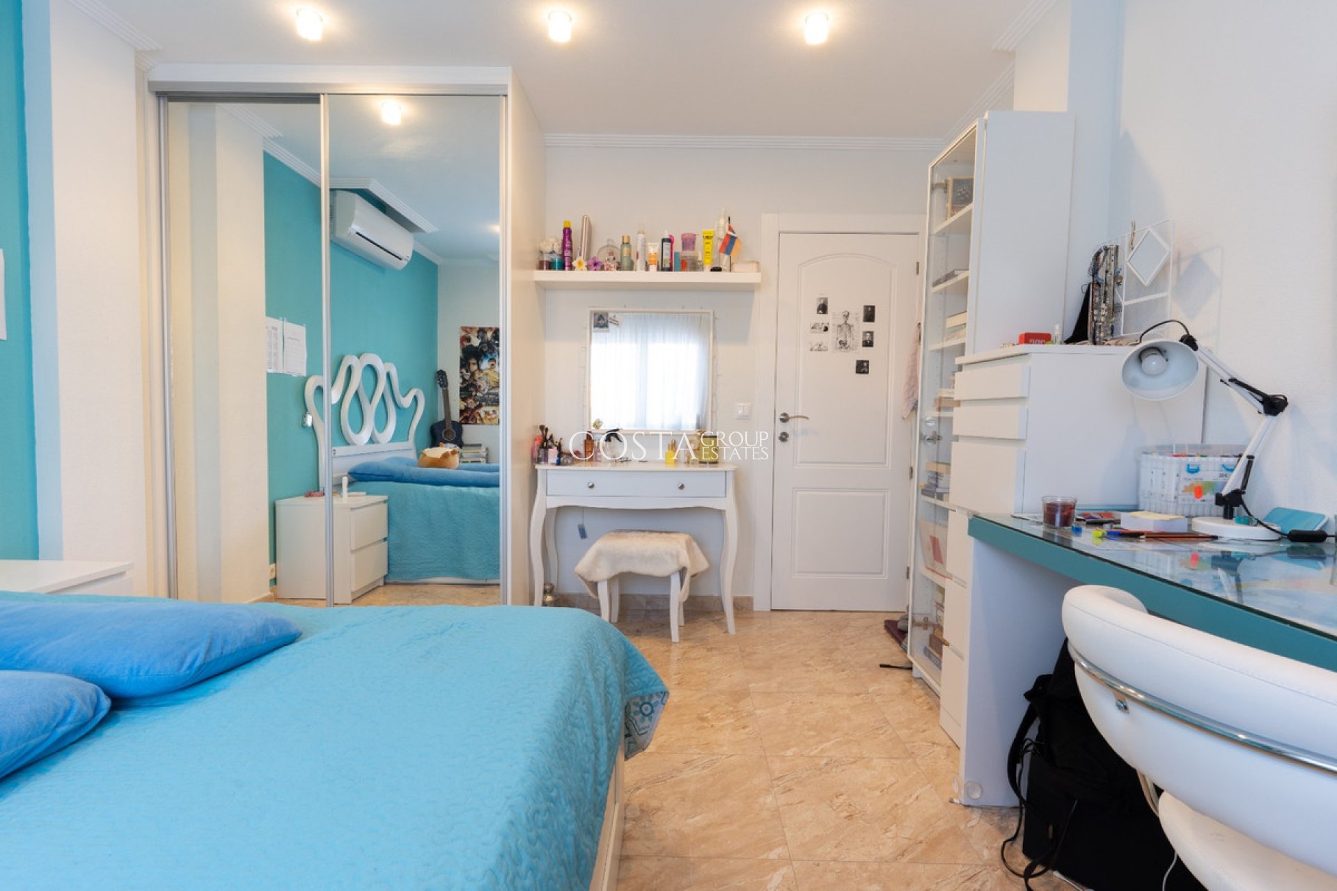 Herverkoop - Villa -
Orihuela Costa - Los Balcones