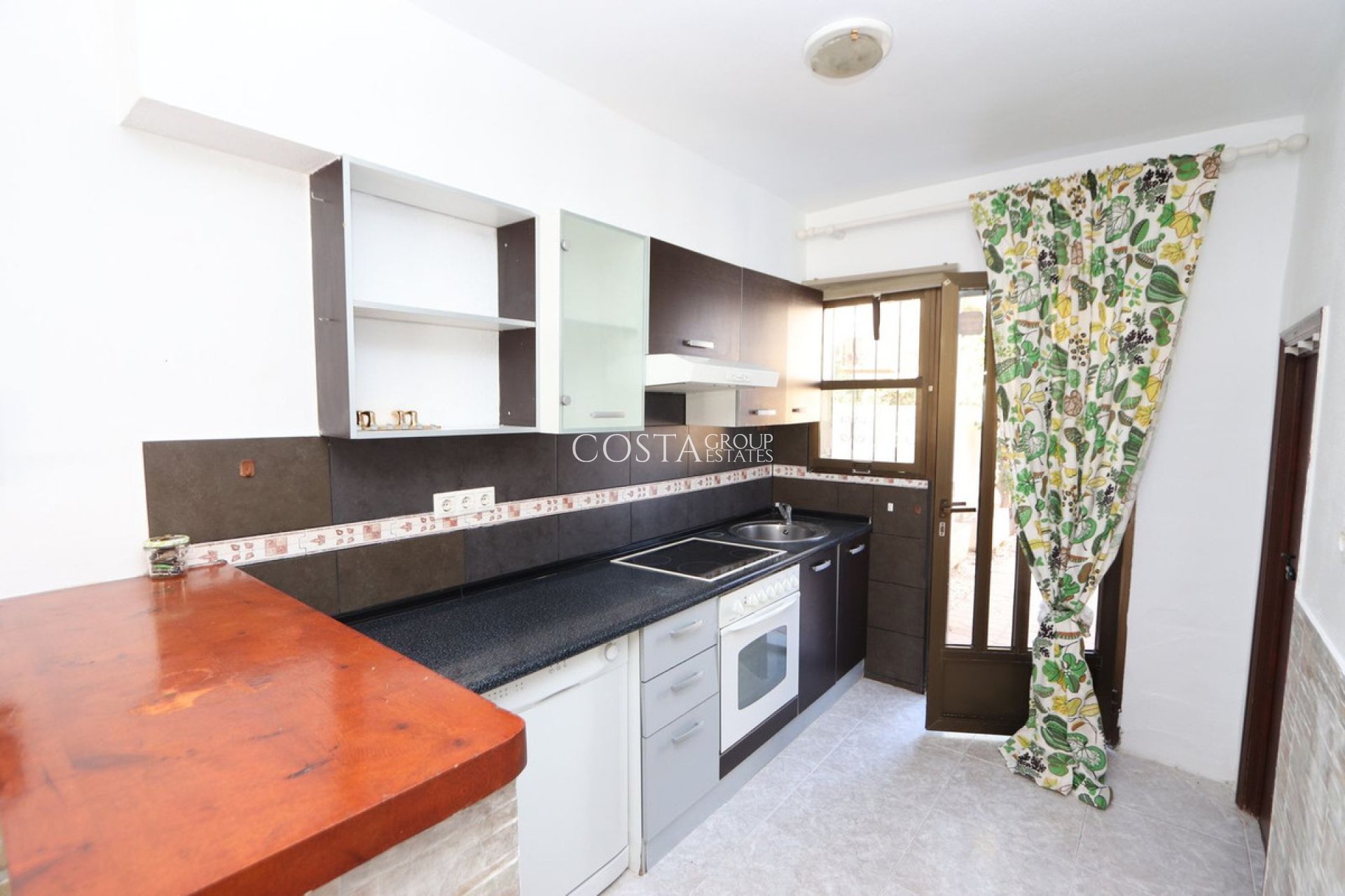 Herverkoop - Villa -
Orihuela Costa - Los Balcones