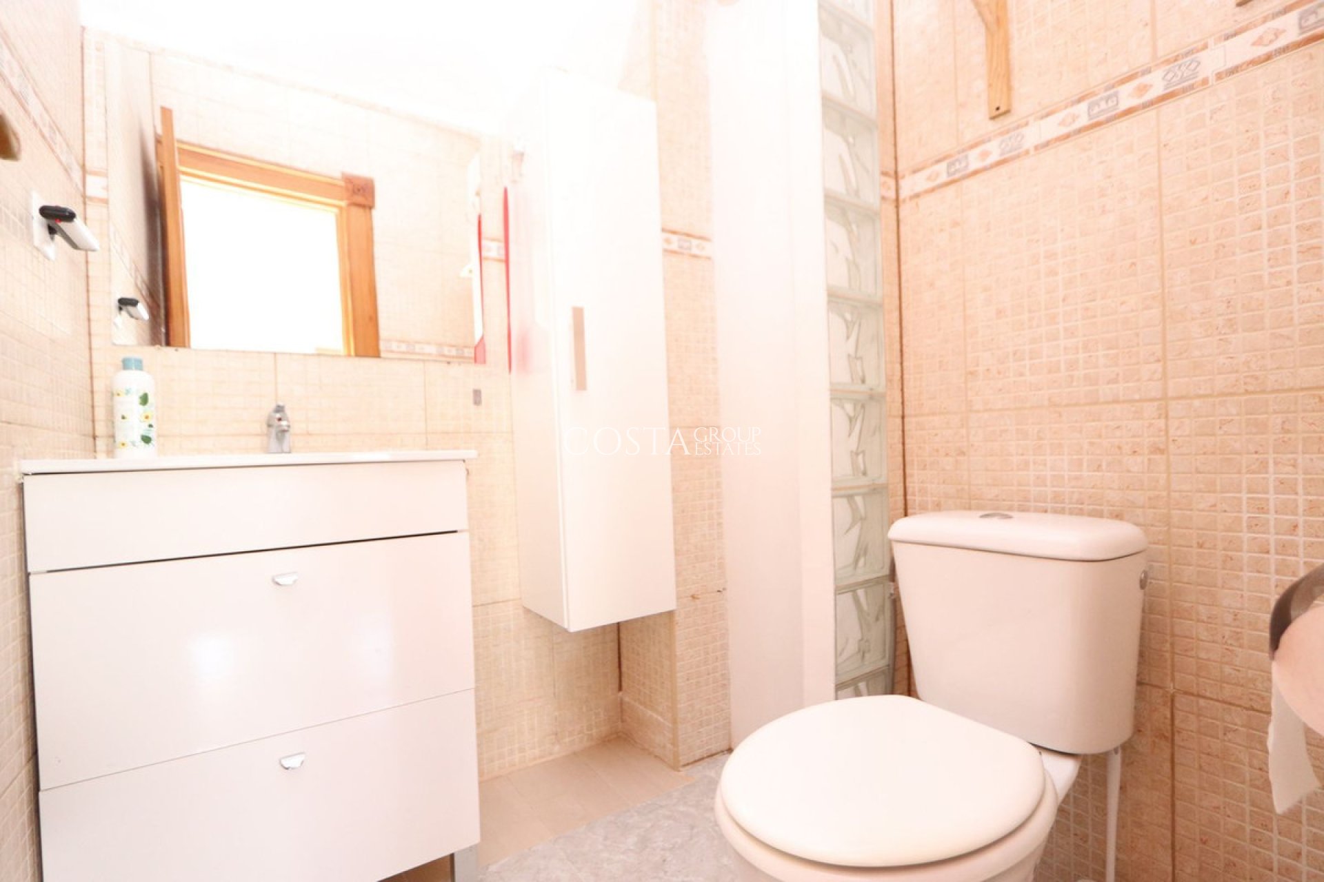 Herverkoop - Villa -
Orihuela Costa - Los Balcones