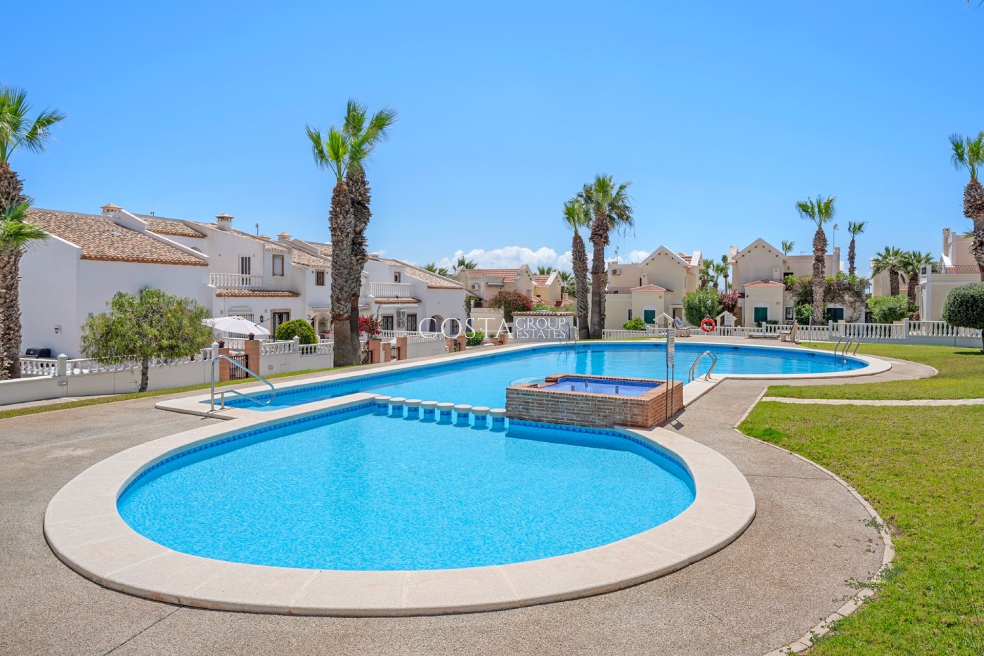 Herverkoop - Villa -
Orihuela Costa - Los Dolses