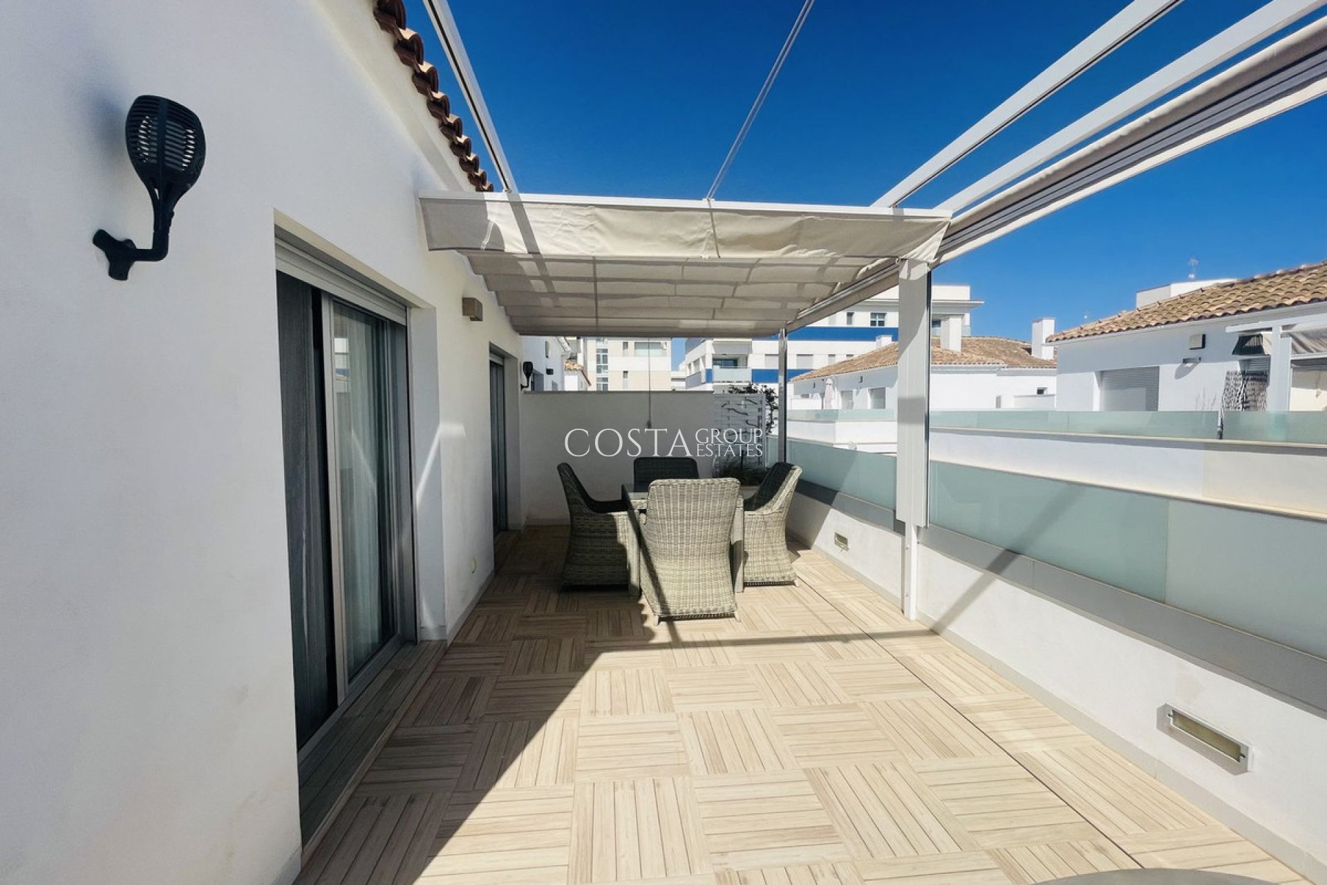 Herverkoop - Villa -
Orihuela Costa - Los Dolses