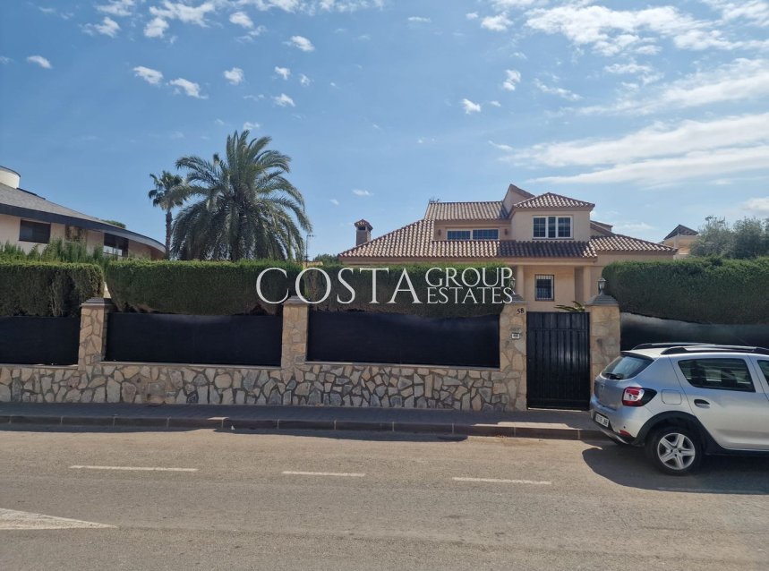 Herverkoop - Villa -
Orihuela Costa - Mil Palmeras