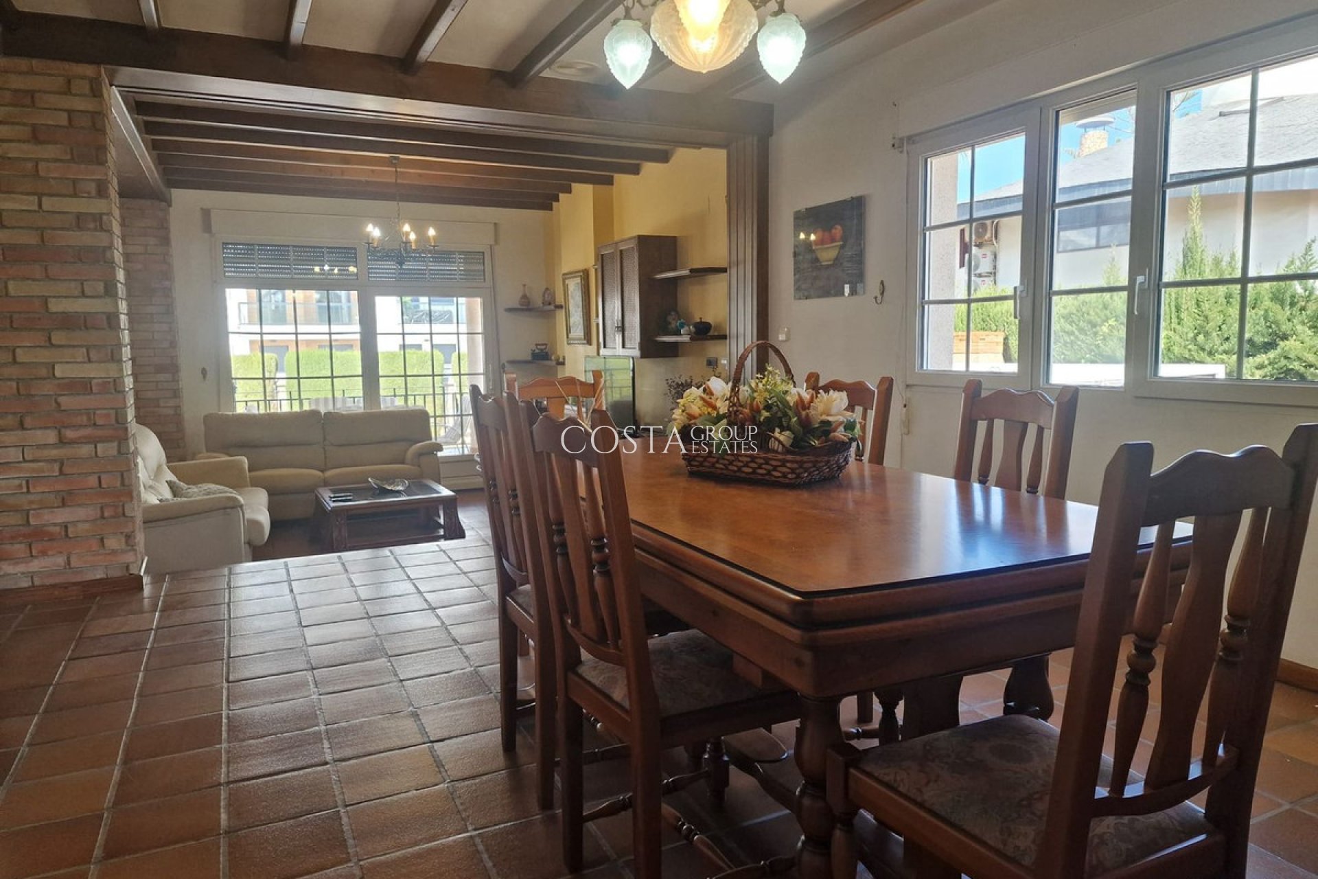 Herverkoop - Villa -
Orihuela Costa - Mil Palmeras