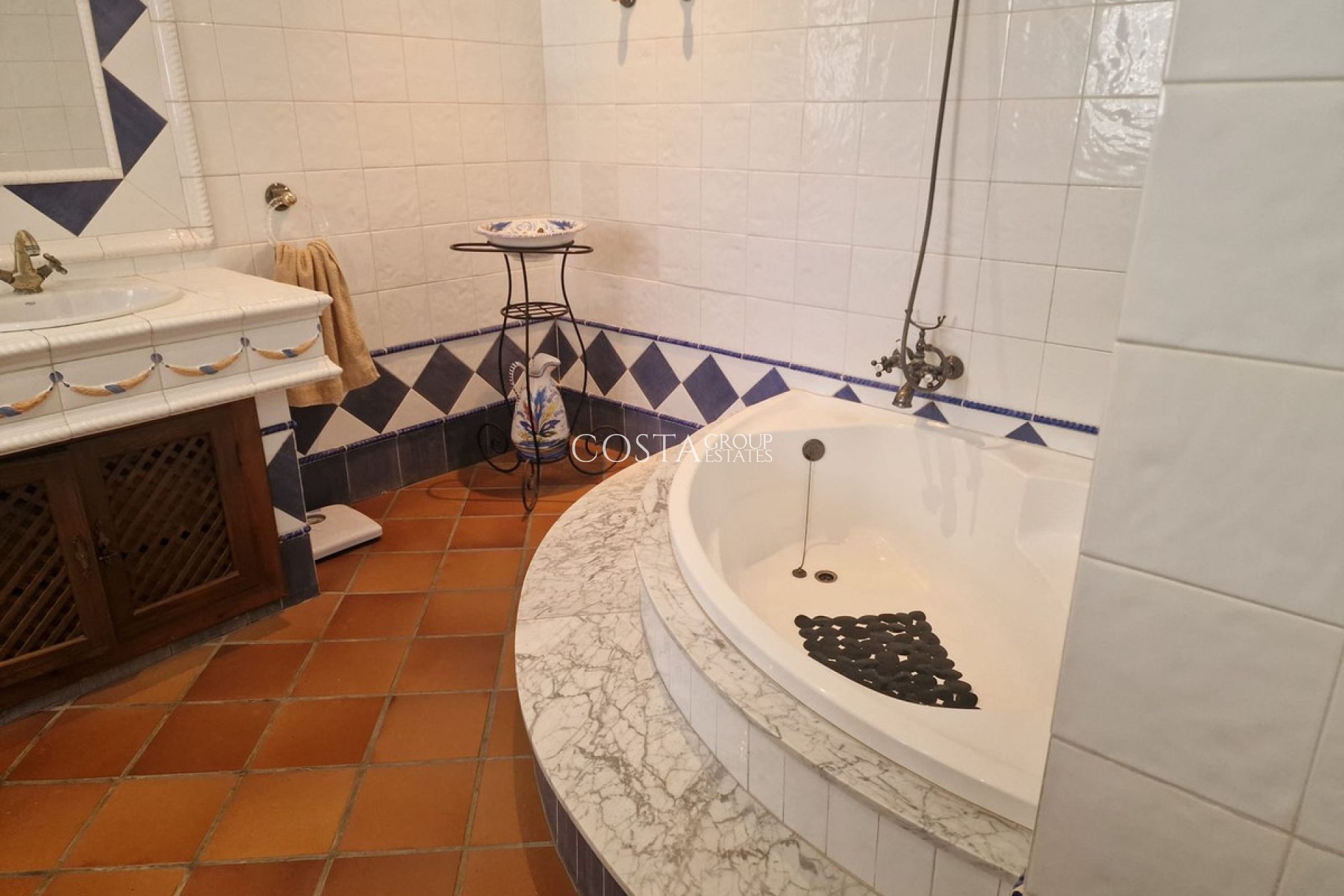 Herverkoop - Villa -
Orihuela Costa - Mil Palmeras