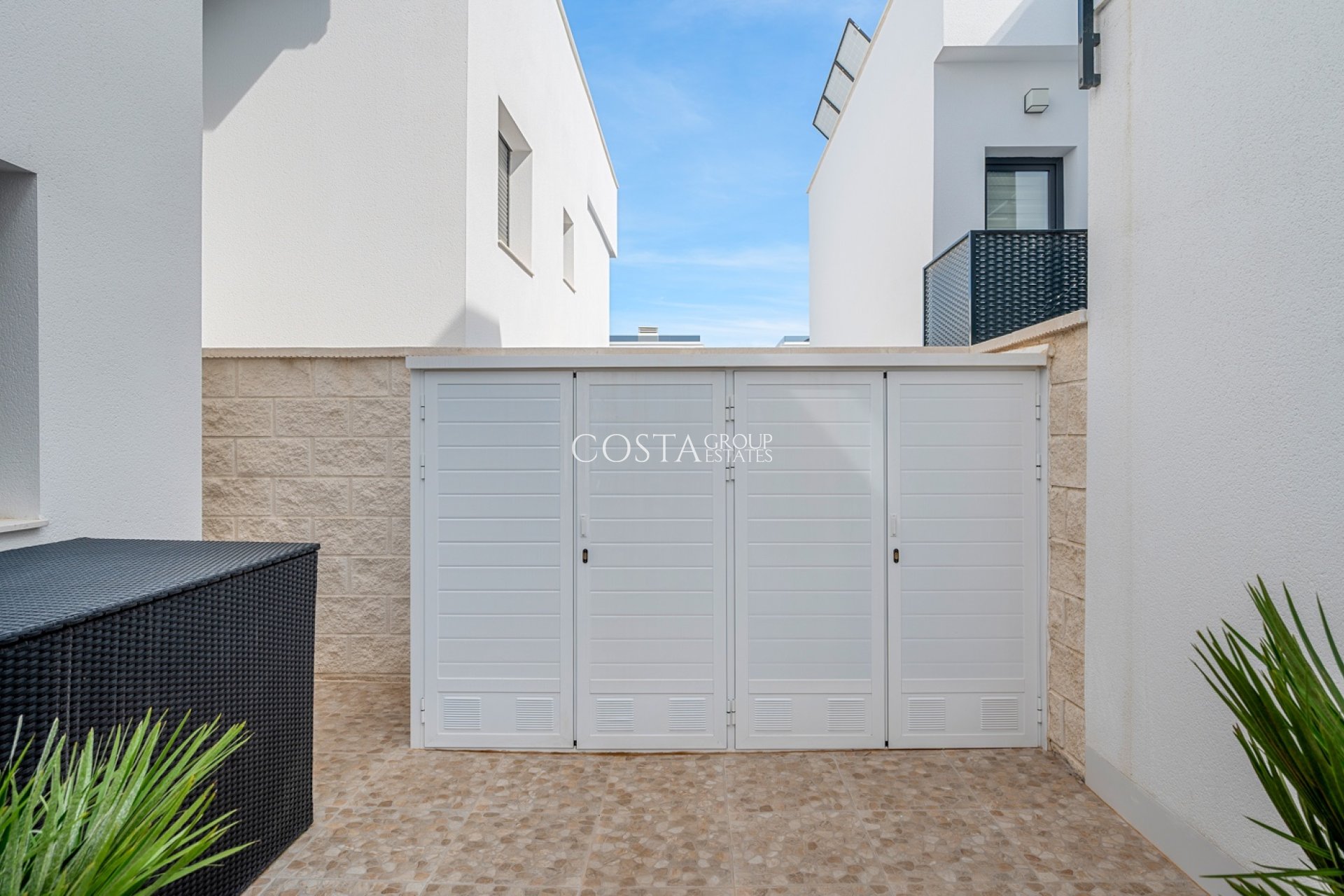 Herverkoop - Villa -
Orihuela Costa - Orihuela