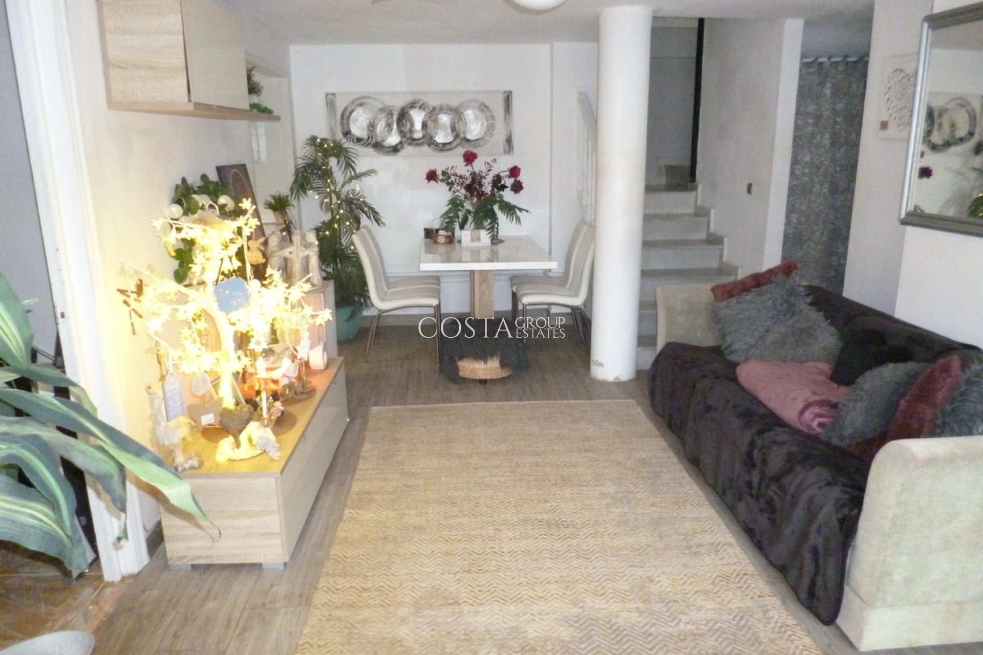 Herverkoop - Villa -
Orihuela Costa - Playa Flamenca