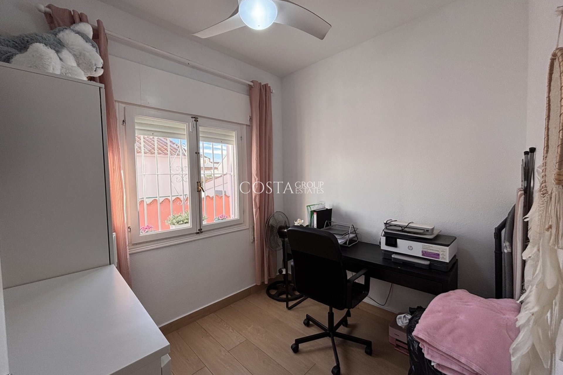 Herverkoop - Villa -
Orihuela Costa - Playa Flamenca