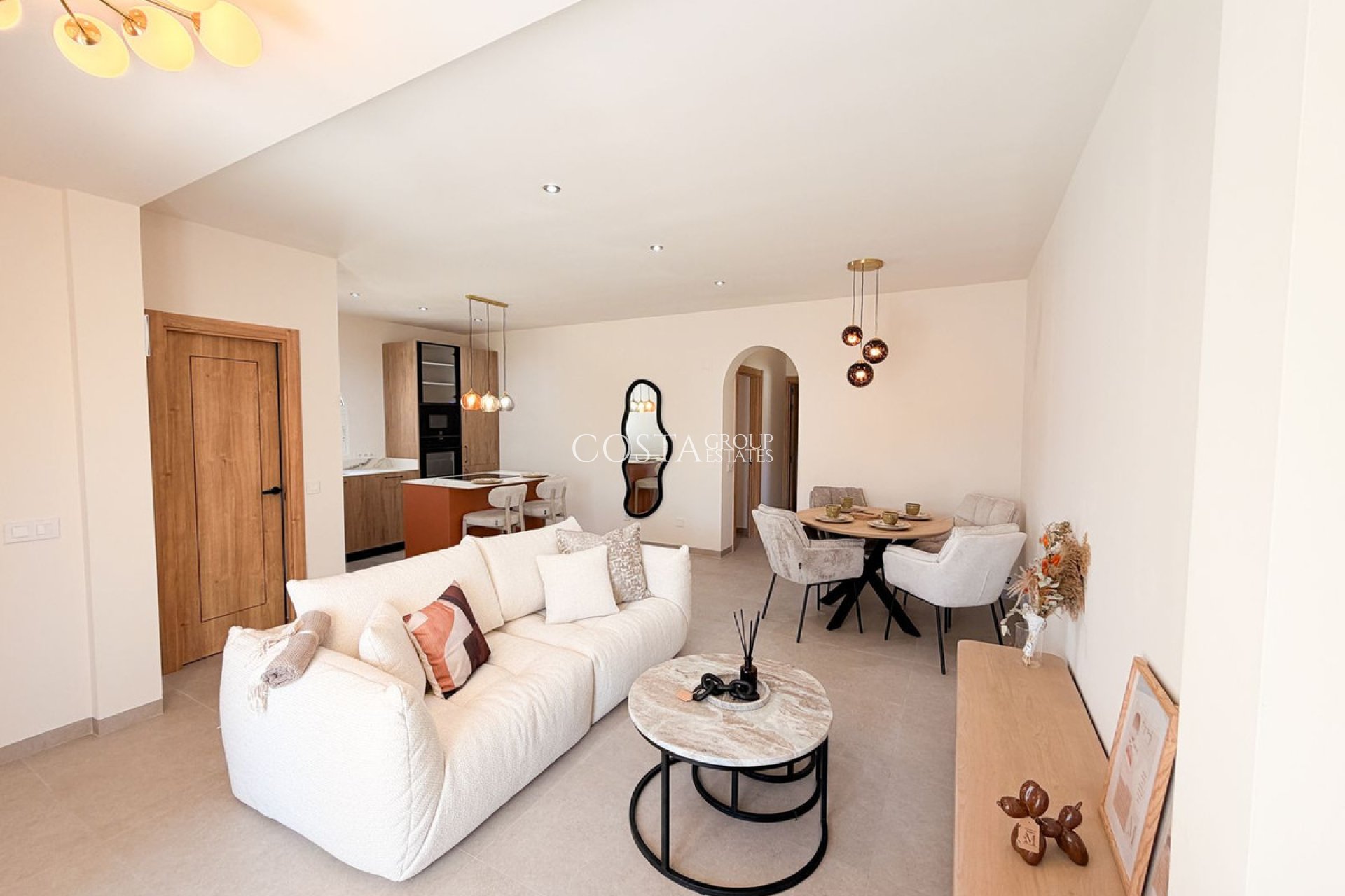 Herverkoop - Villa -
Orihuela Costa - Playa Flamenca