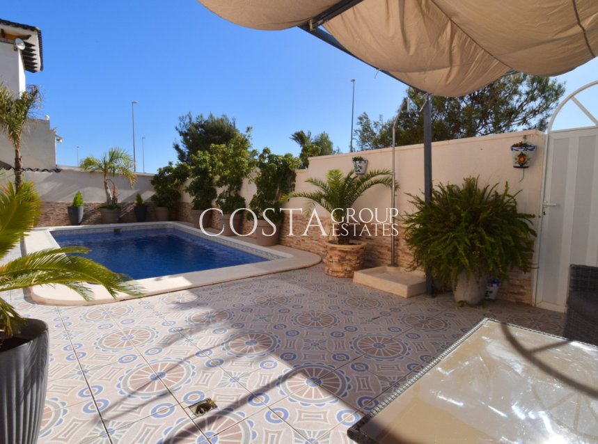 Herverkoop - Villa -
Orihuela Costa - Playa Flamenca