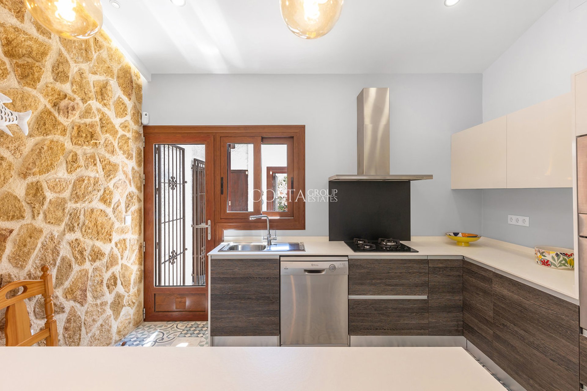 Herverkoop - Villa -
Orihuela Costa - Punta Prima