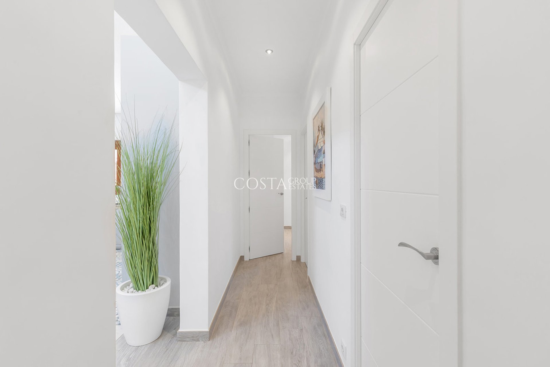 Herverkoop - Villa -
Orihuela Costa - Punta Prima