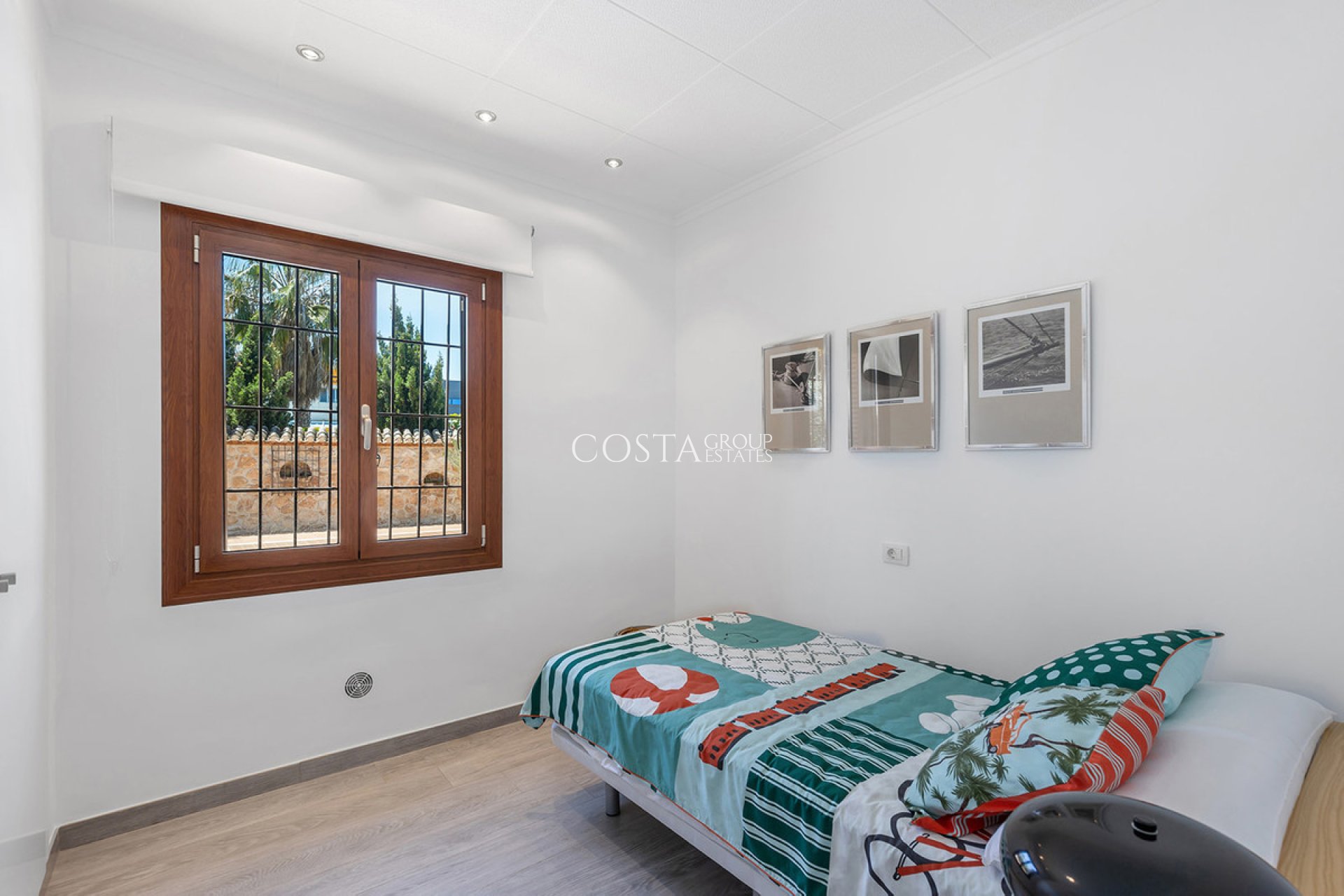 Herverkoop - Villa -
Orihuela Costa - Punta Prima