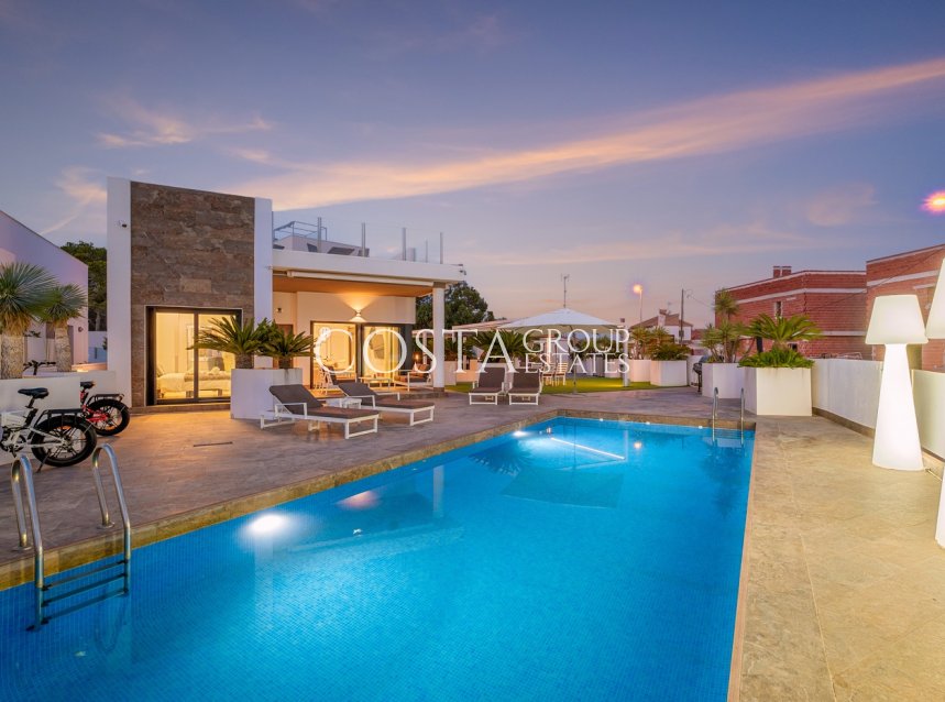 Herverkoop - Villa -
Orihuela Costa - Villamartín
