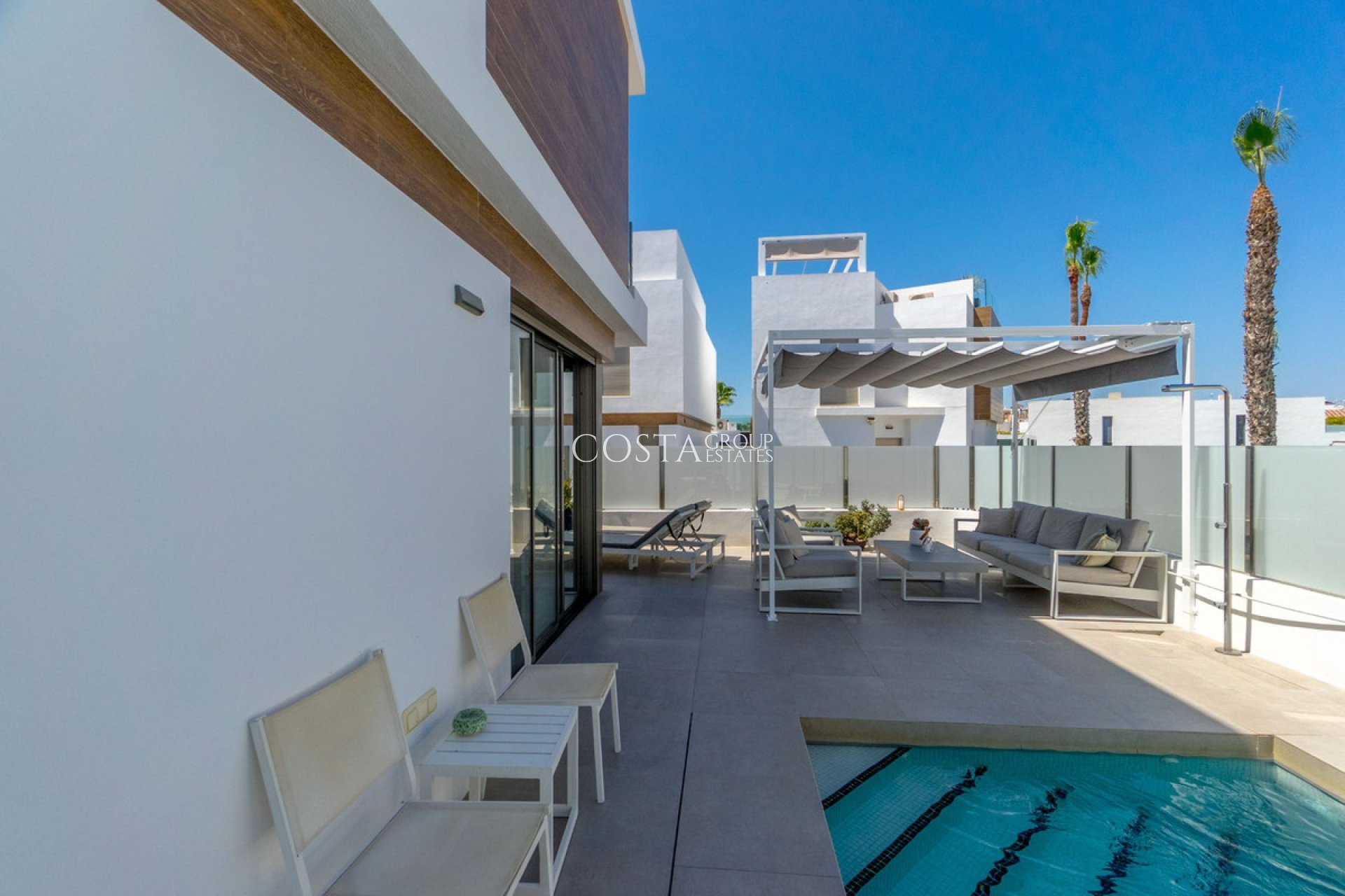 Herverkoop - Villa -
Orihuela Costa - Villamartin