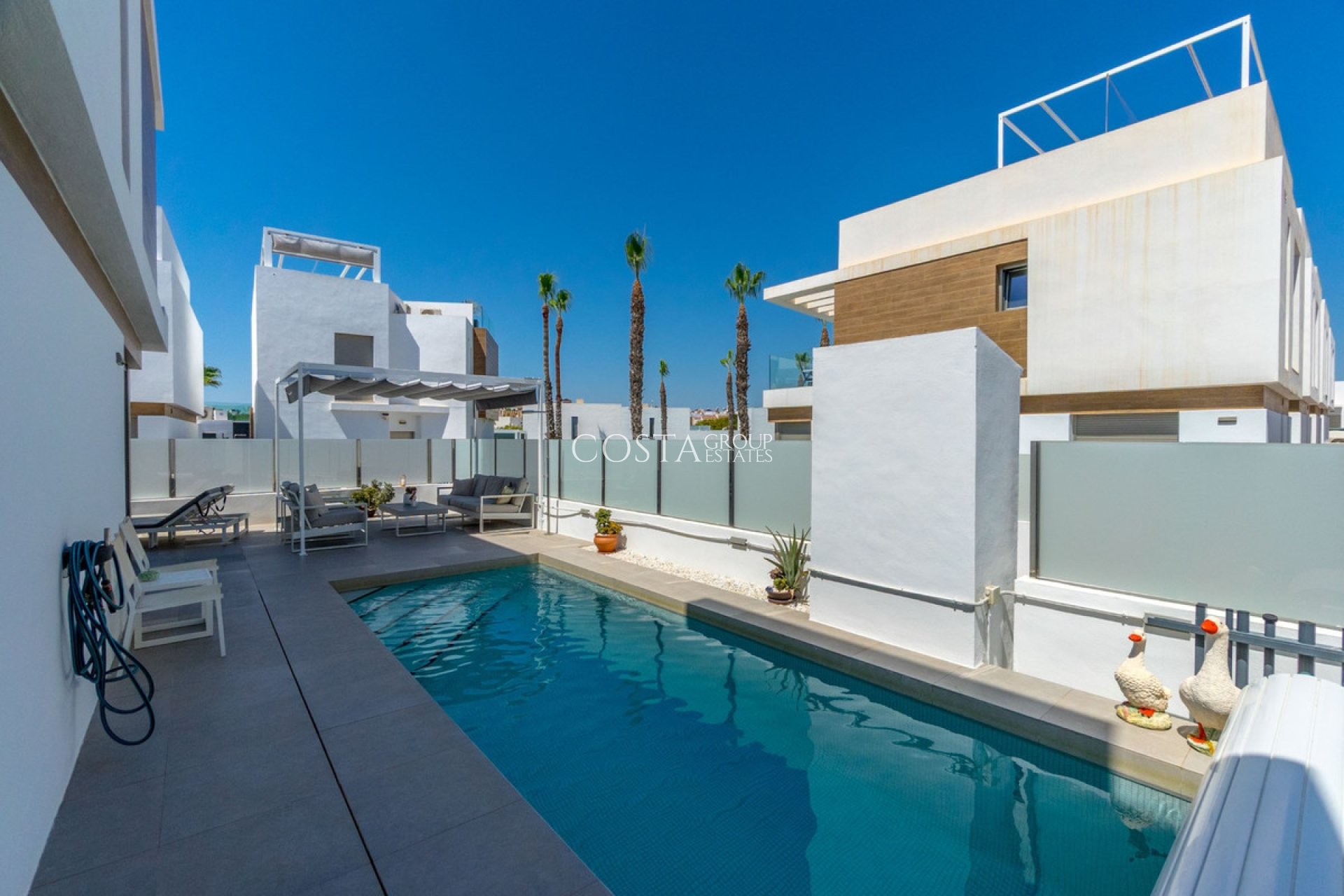 Herverkoop - Villa -
Orihuela Costa - Villamartin