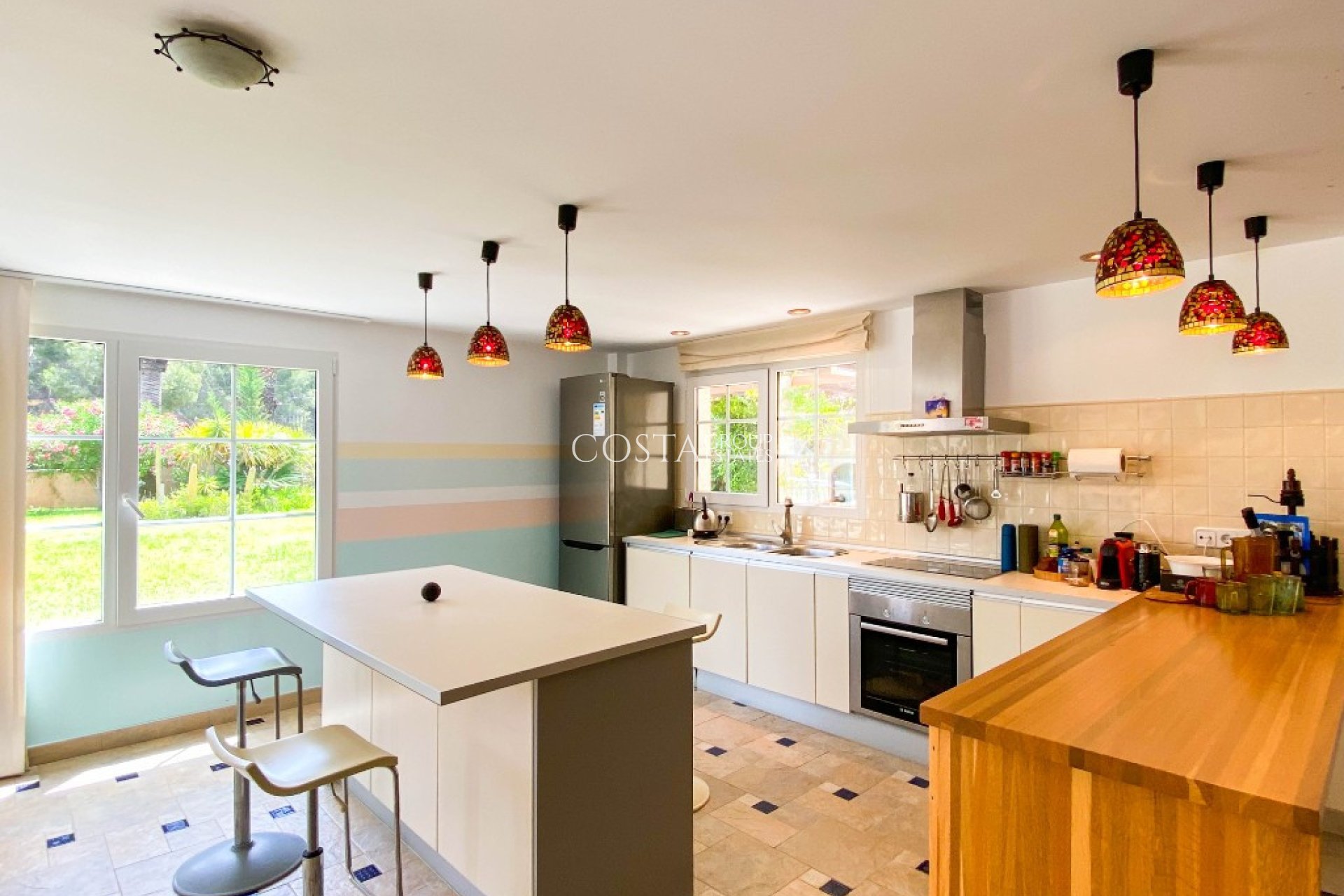 Herverkoop - Villa -
Orihuela Costa - Villamartin