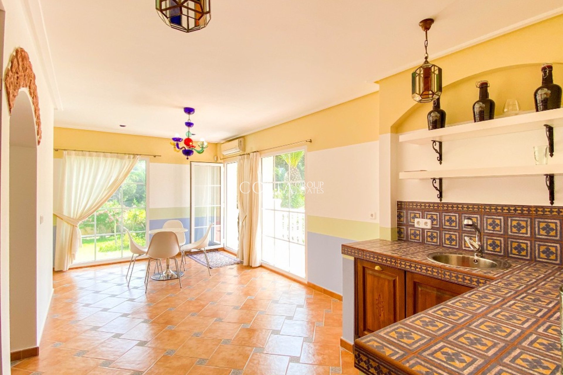 Herverkoop - Villa -
Orihuela Costa - Villamartin