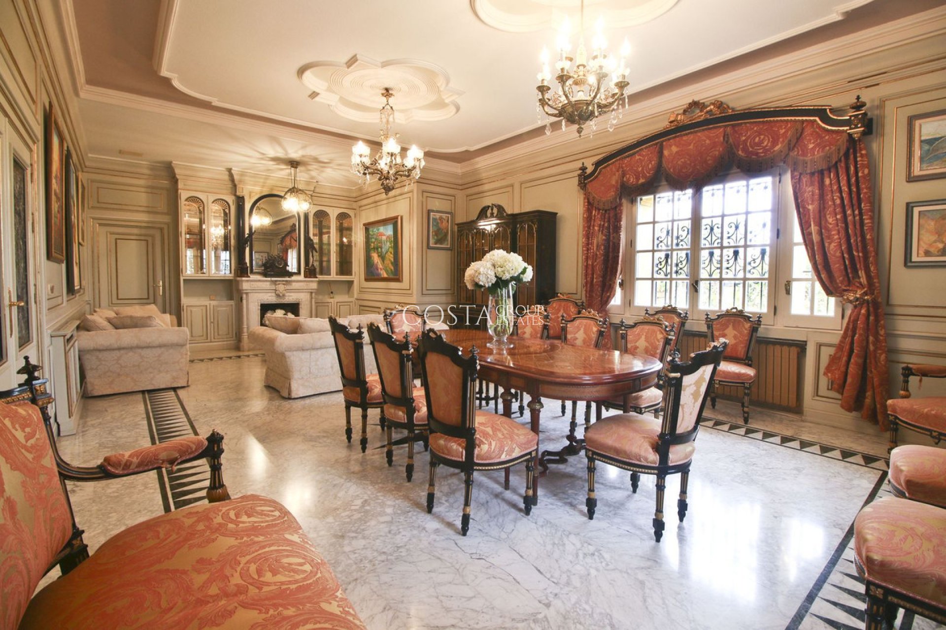 Herverkoop - Villa -
Orihuela Costa - Villamartin