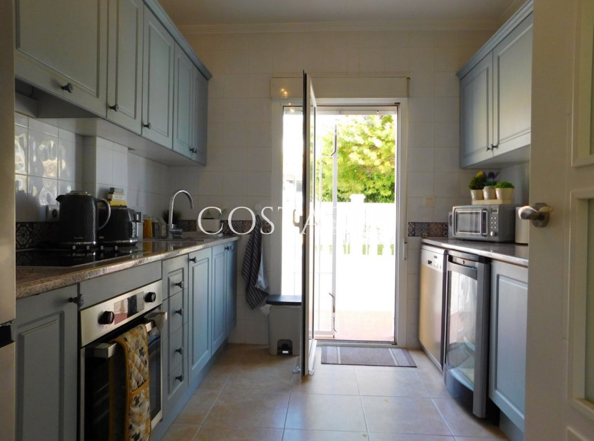 Herverkoop - Villa -
Orihuela Costa - Villamartin