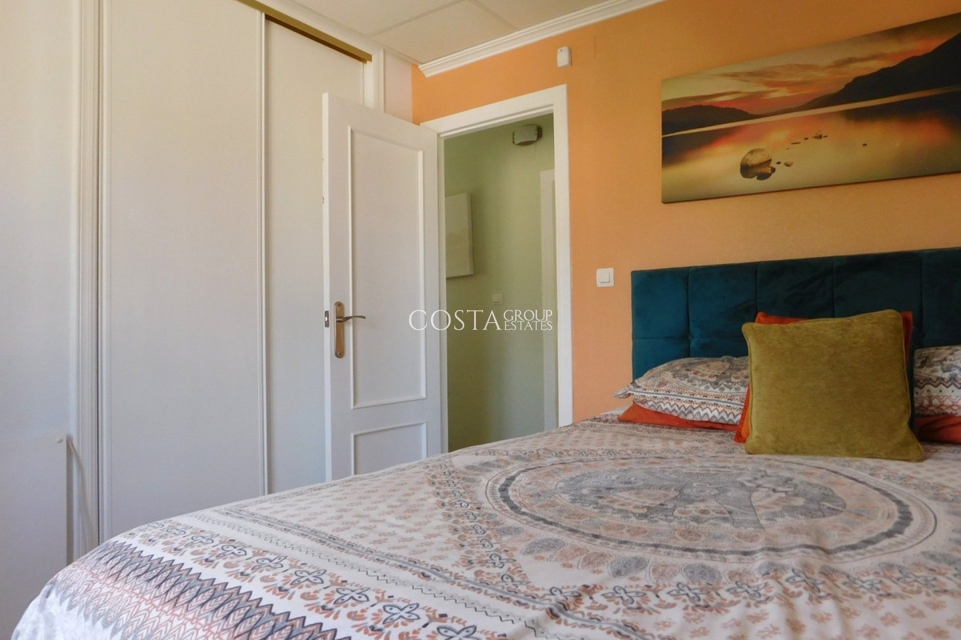 Herverkoop - Villa -
Orihuela Costa - Villamartin