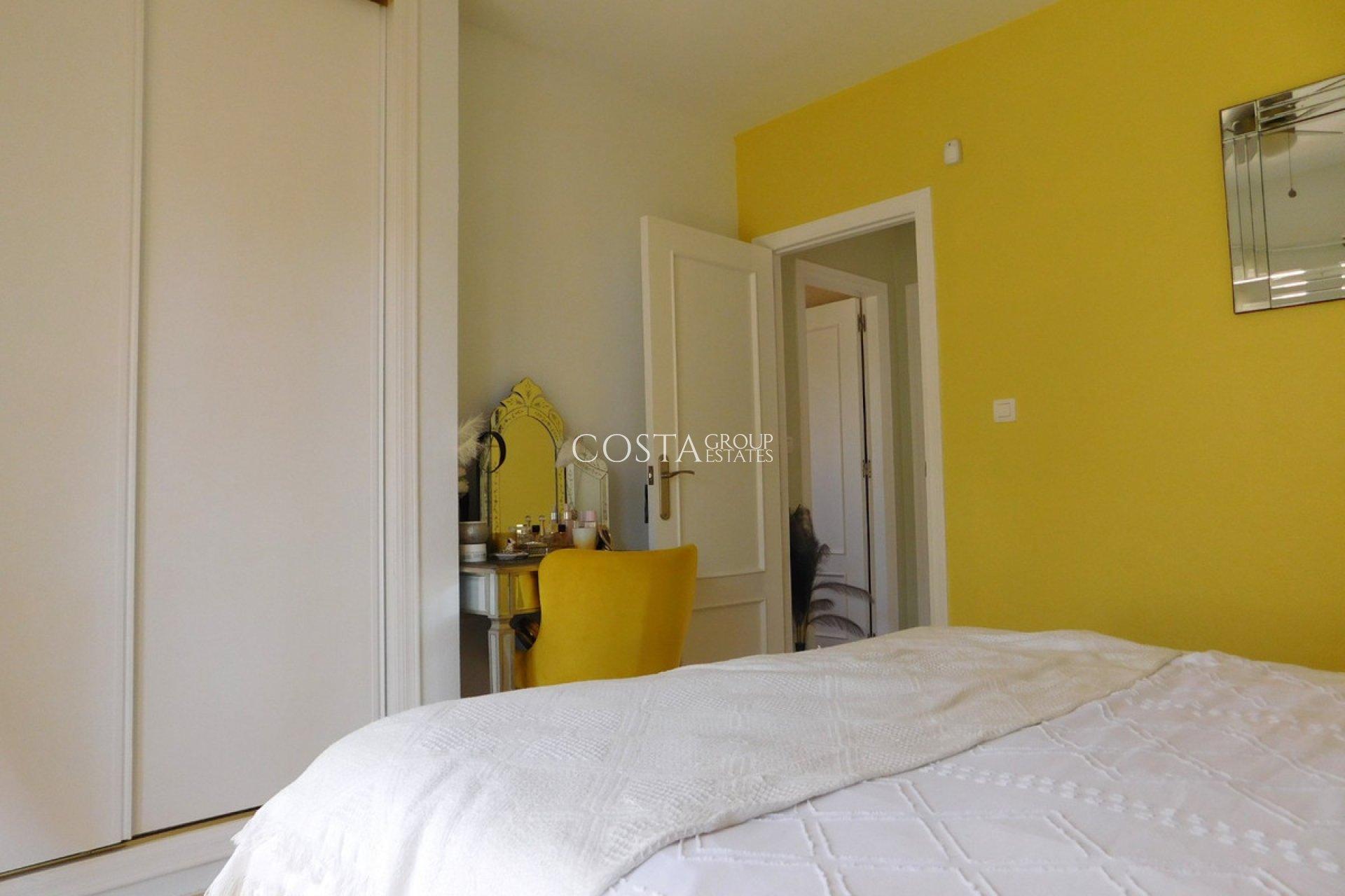 Herverkoop - Villa -
Orihuela Costa - Villamartin