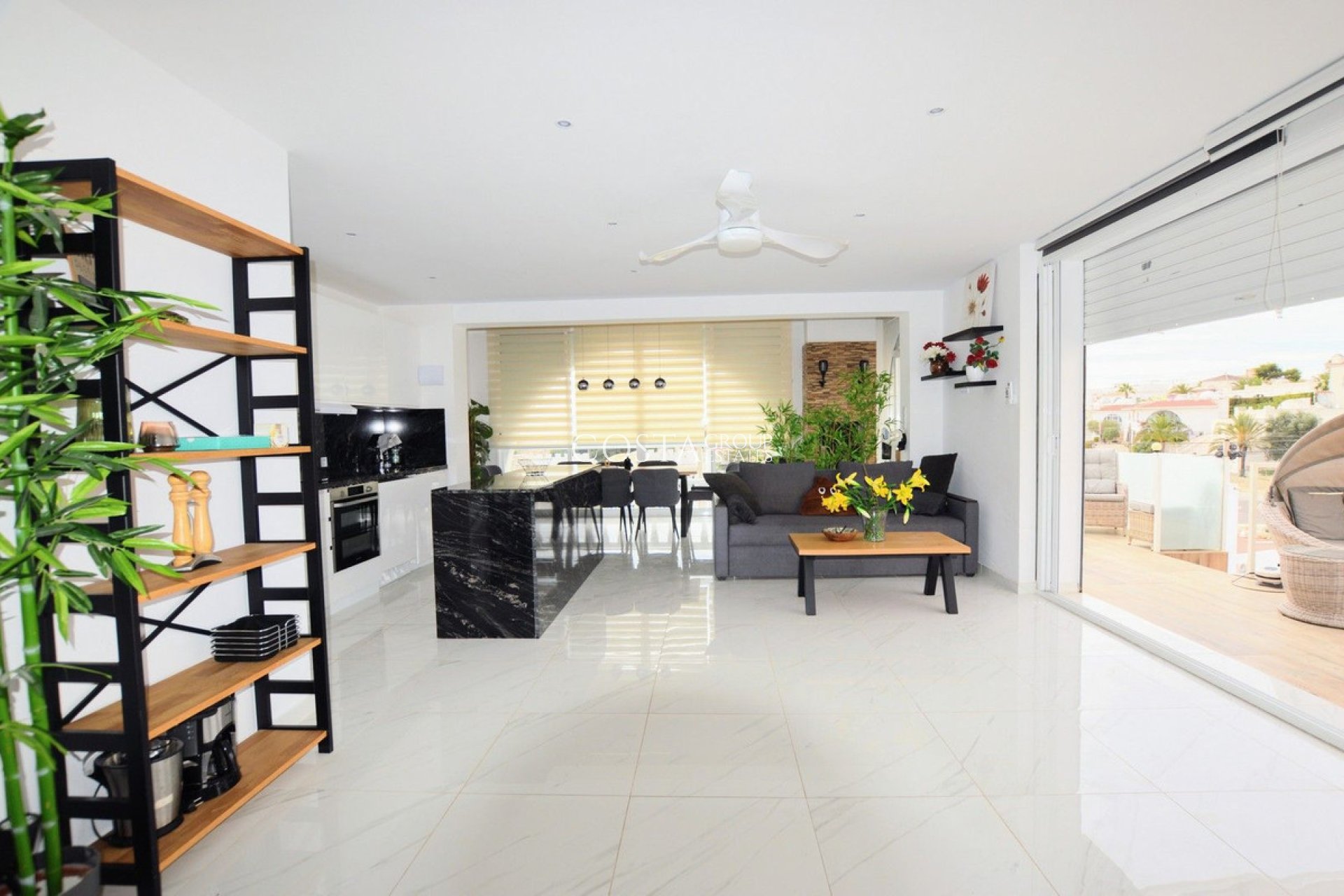 Herverkoop - Villa -
Orihuela Costa - Villamartin