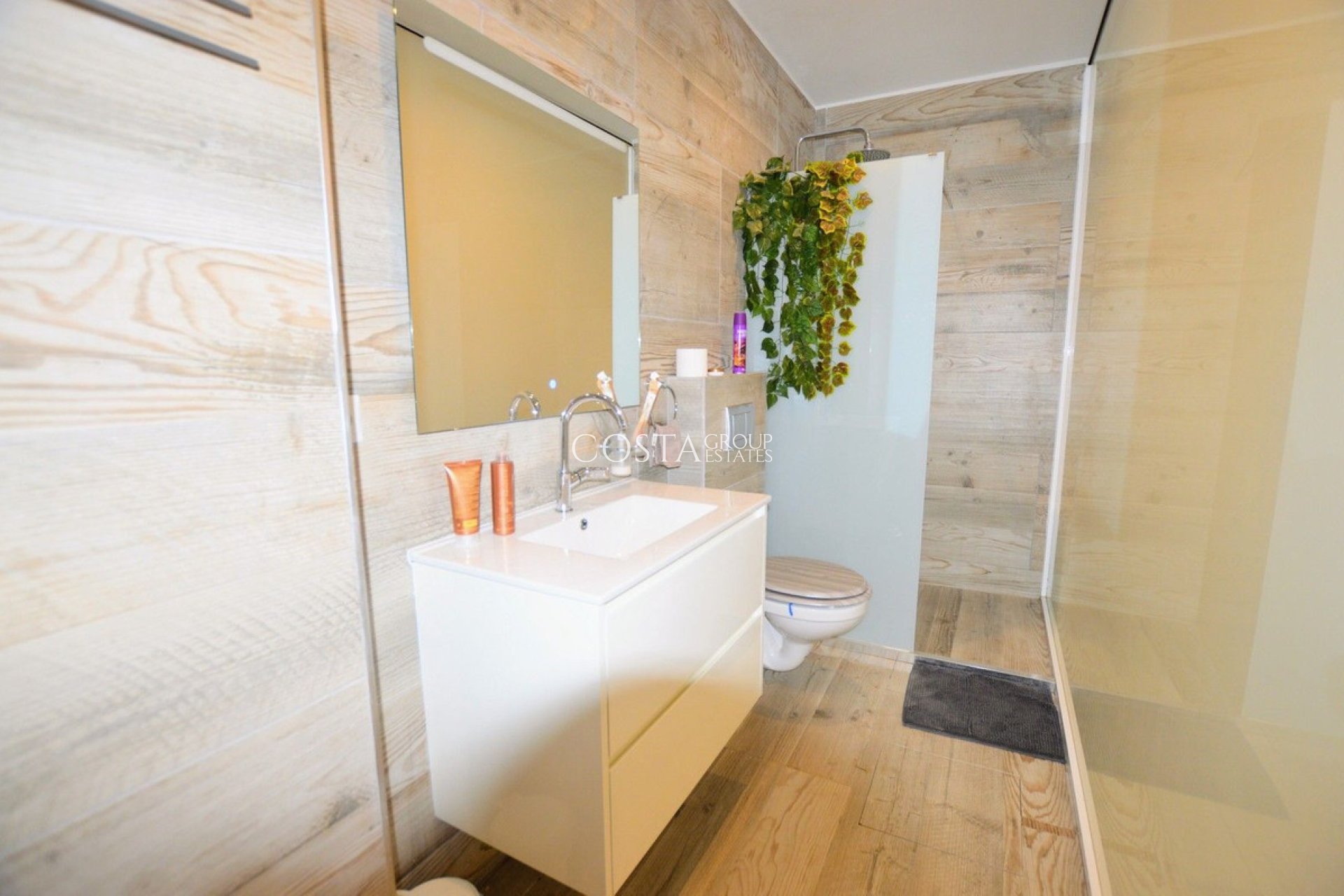 Herverkoop - Villa -
Orihuela Costa - Villamartin