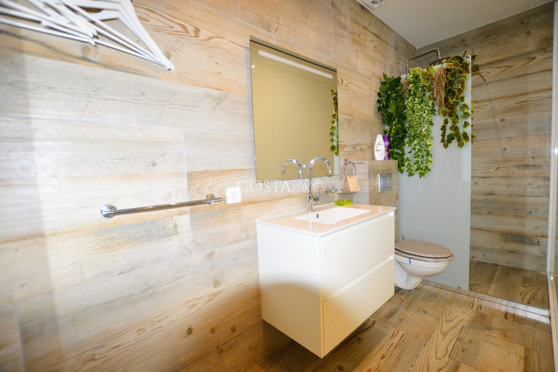 Herverkoop - Villa -
Orihuela Costa - Villamartin