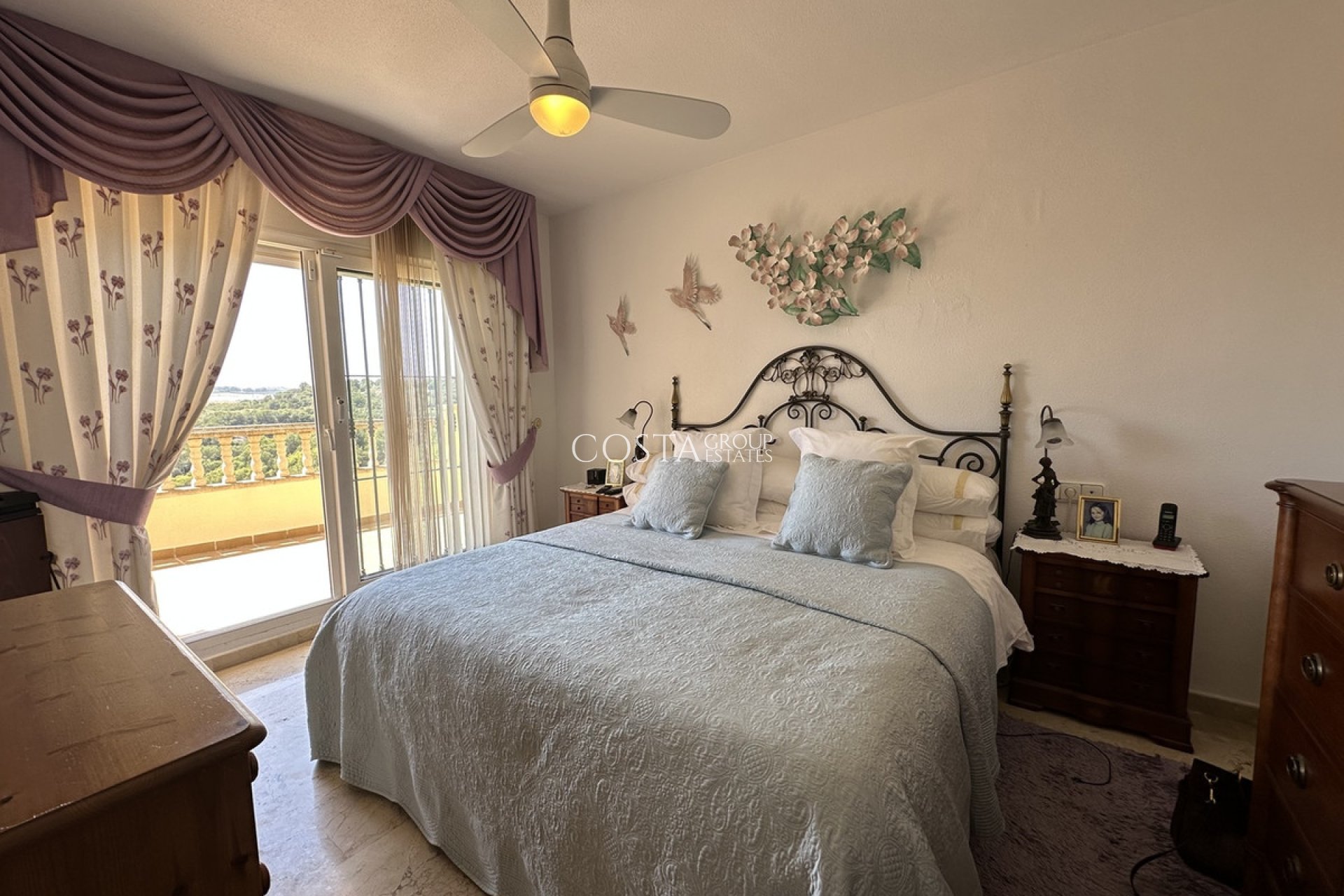 Herverkoop - Villa -
Orihuela Costa - Villamartin