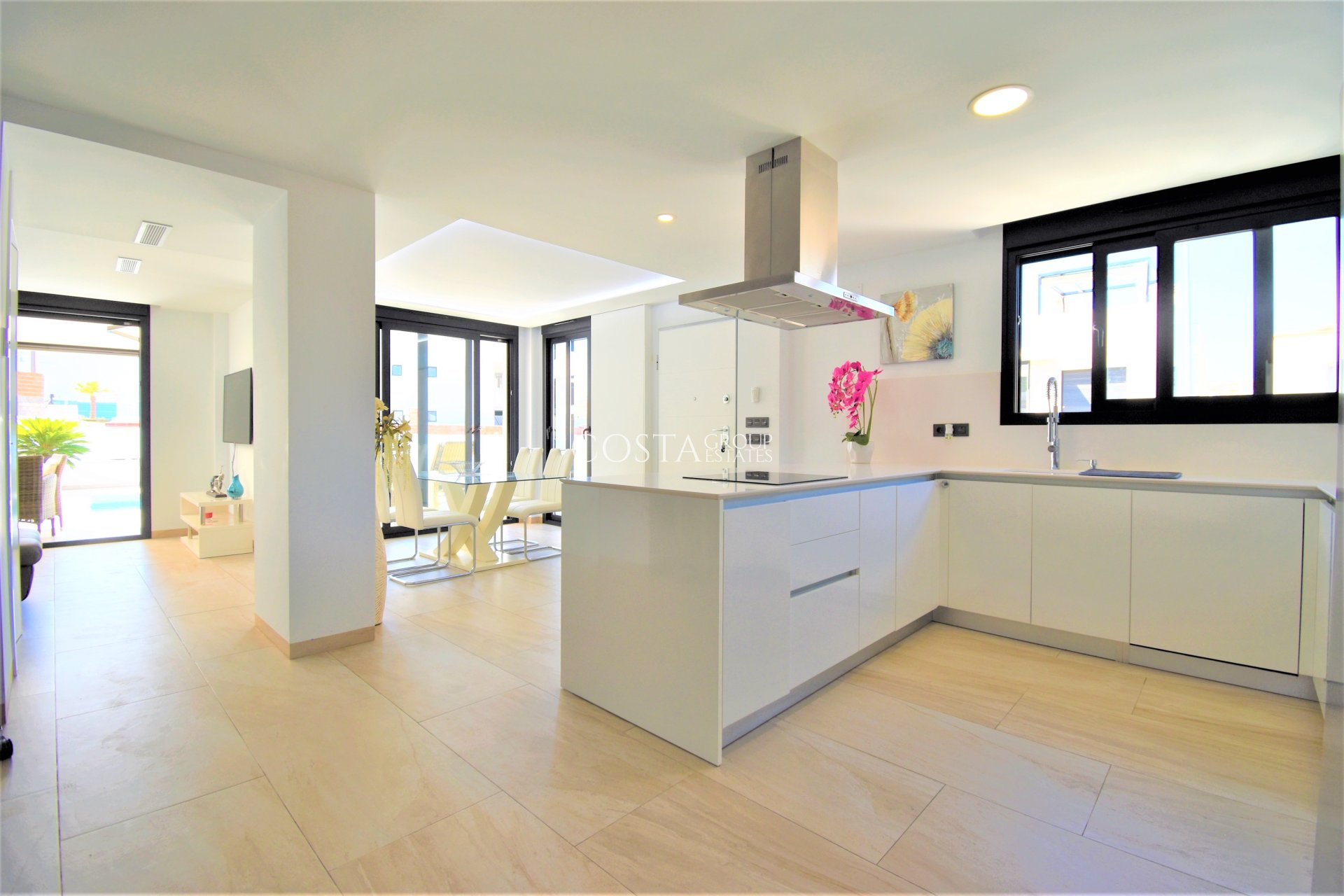 Herverkoop - Villa -
Orihuela Costa - Villamartín