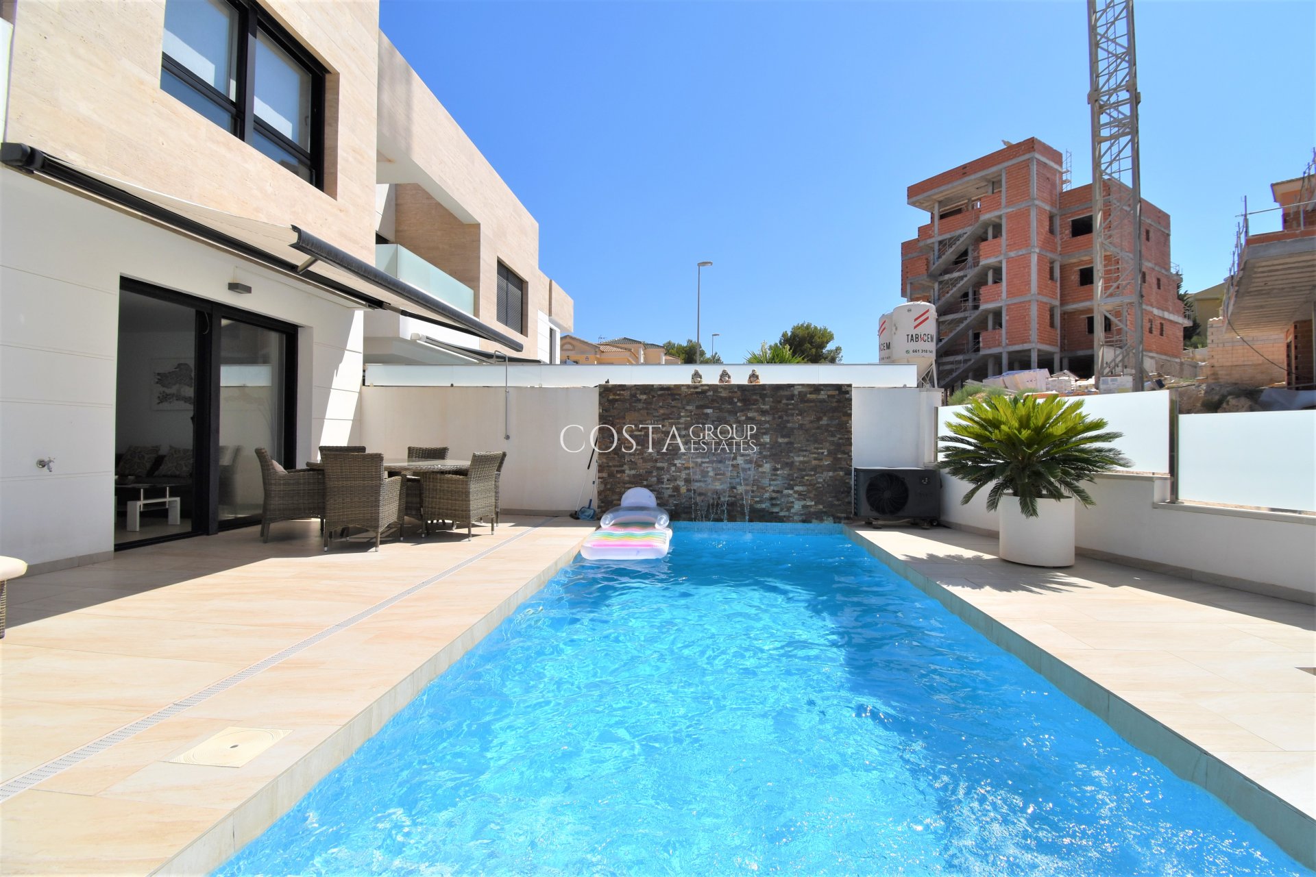 Herverkoop - Villa -
Orihuela Costa - Villamartín