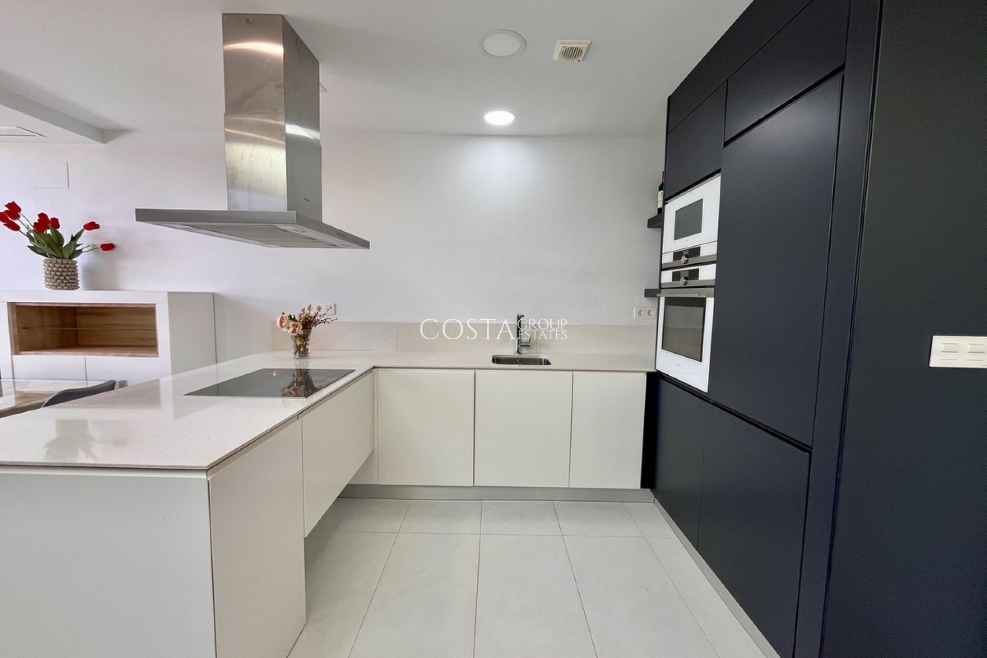 Herverkoop - Villa -
Orihuela Costa - Villamartin