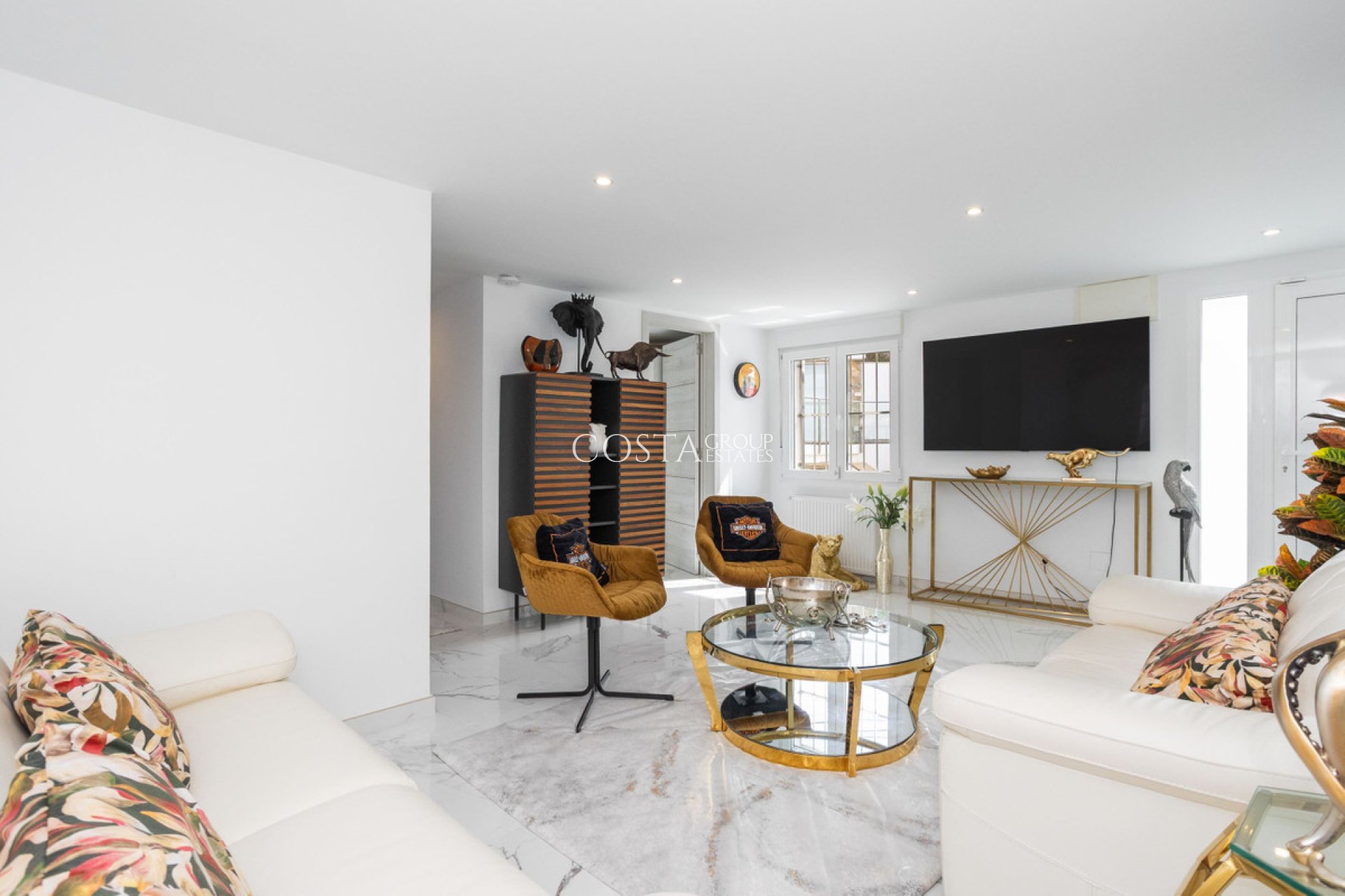 Herverkoop - Villa -
Orihuela Costa - Villamartin