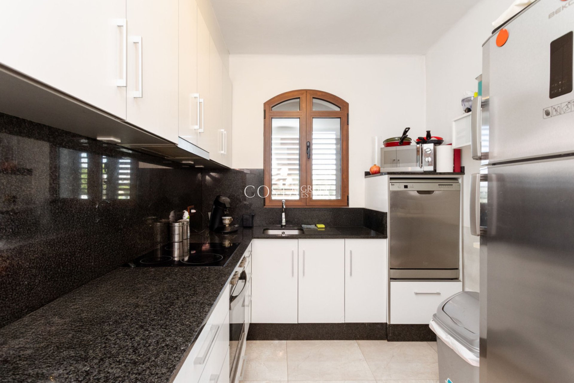 Herverkoop - Villa -
Orihuela Costa - Villamartin