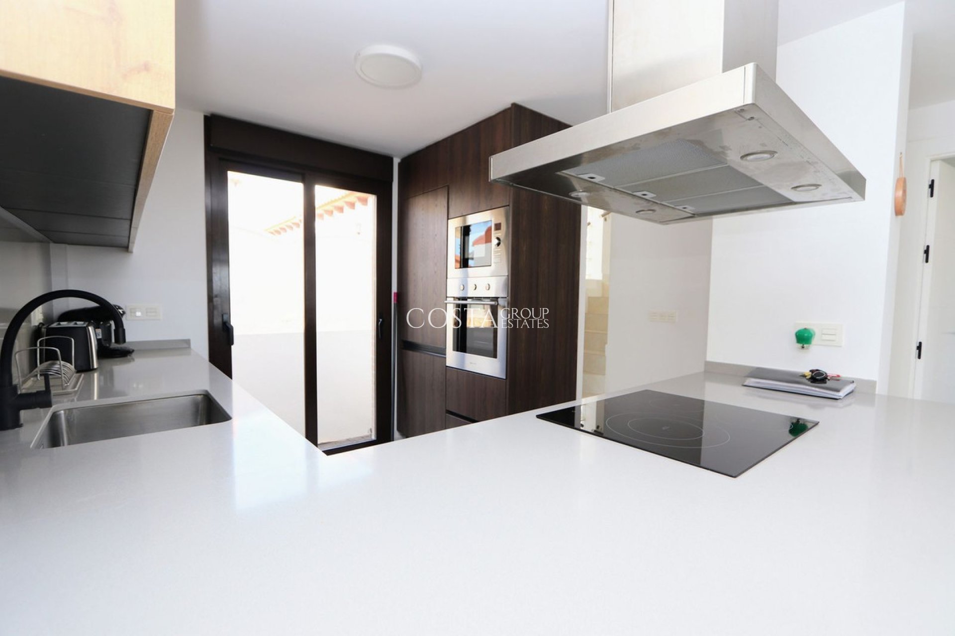 Herverkoop - Villa -
Orihuela Costa - Villamartin