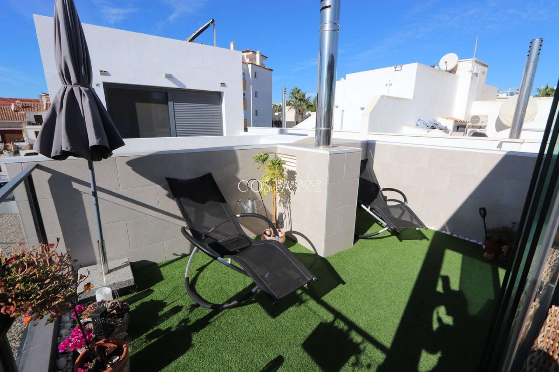 Herverkoop - Villa -
Orihuela Costa - Villamartin