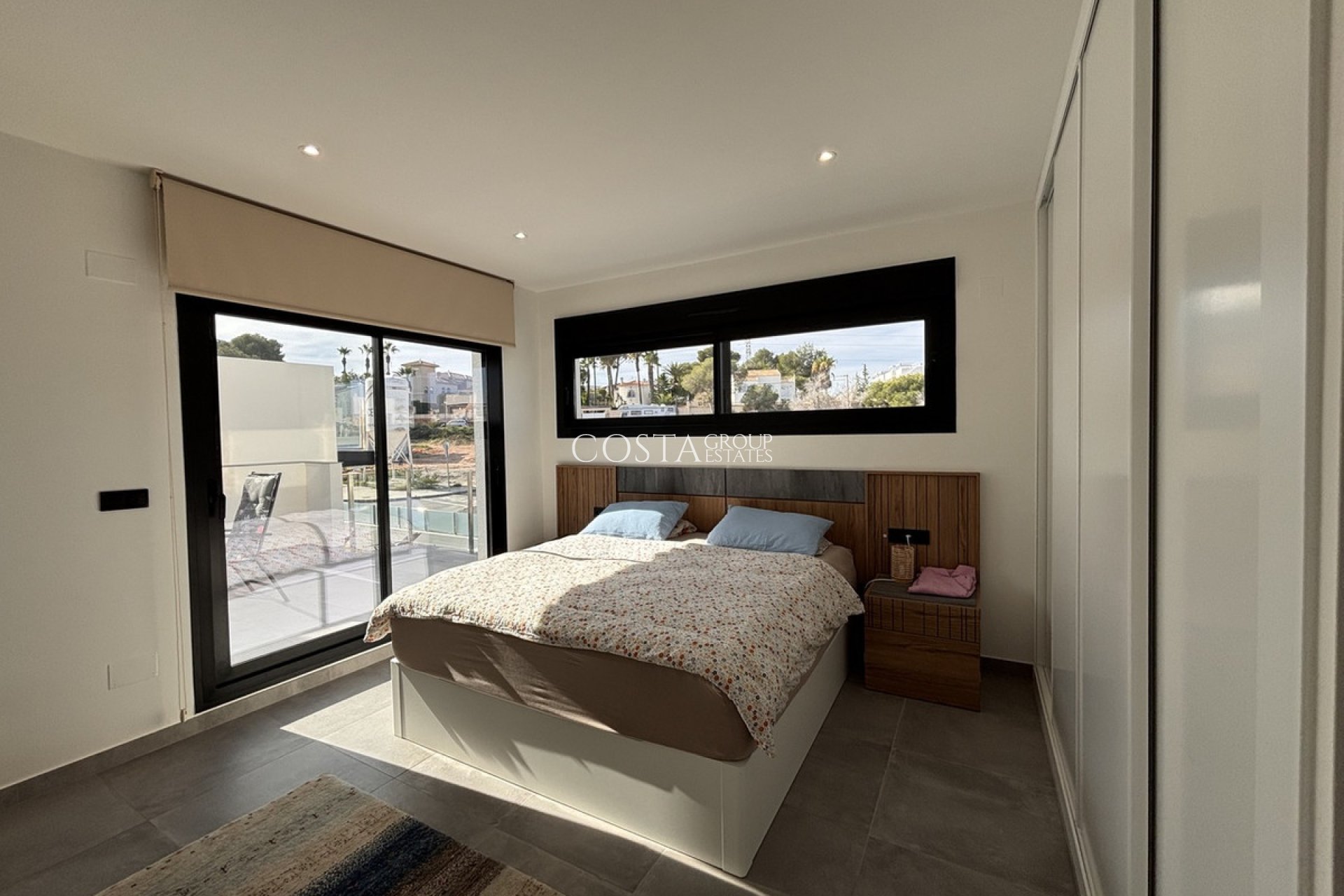 Herverkoop - Villa -
Orihuela Costa - Villamartin