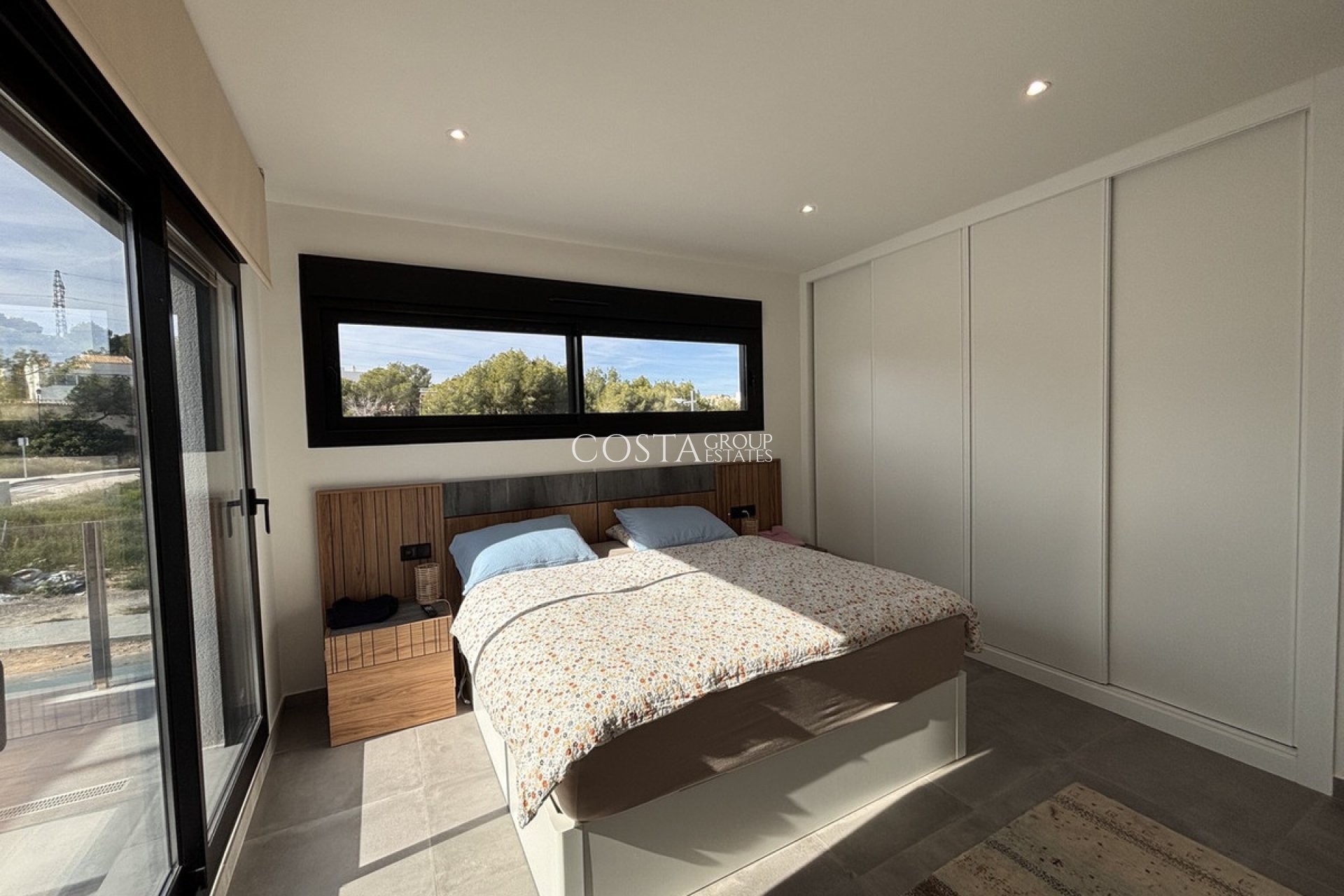 Herverkoop - Villa -
Orihuela Costa - Villamartin