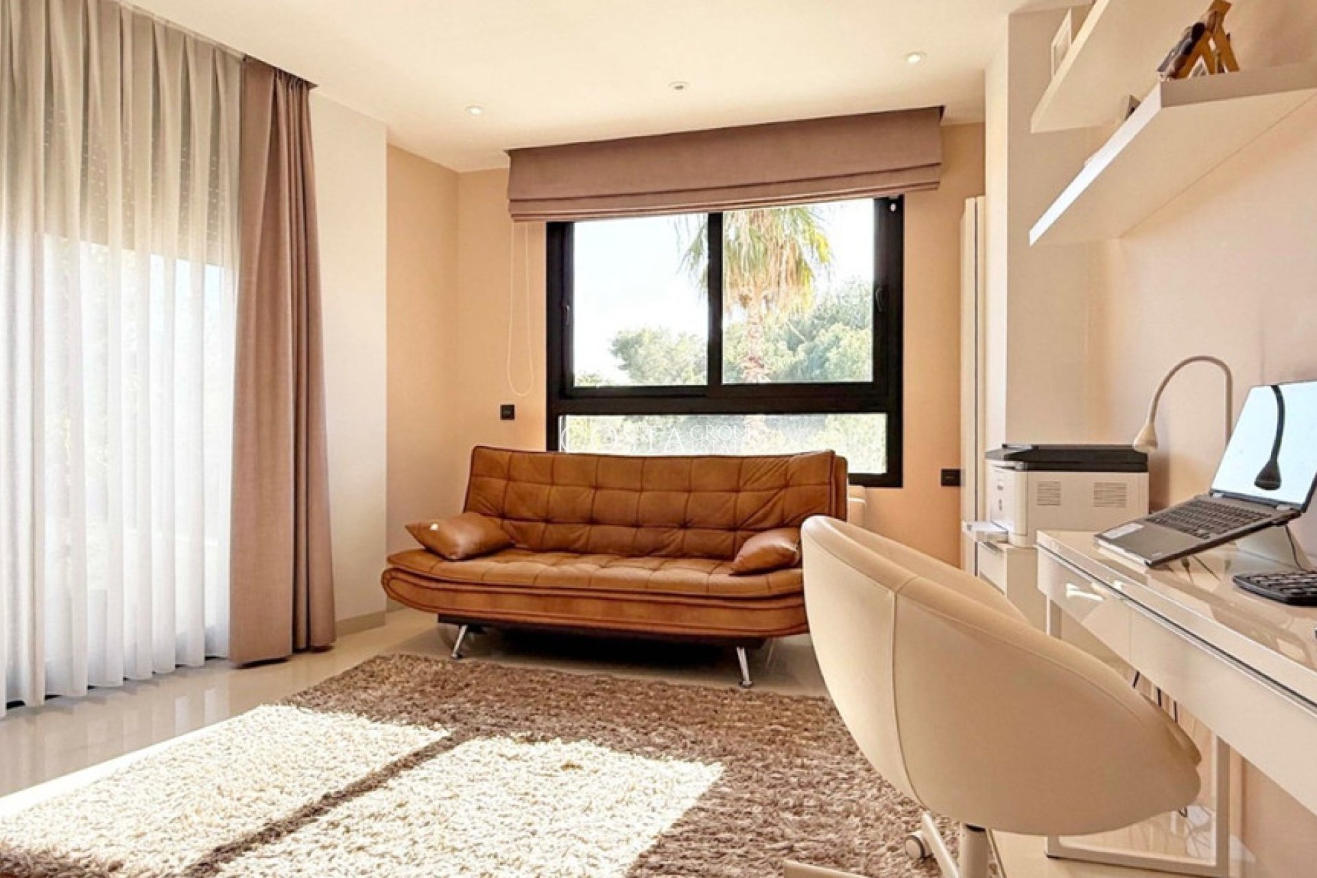 Herverkoop - Villa -
Orihuela Costa - Villamartin