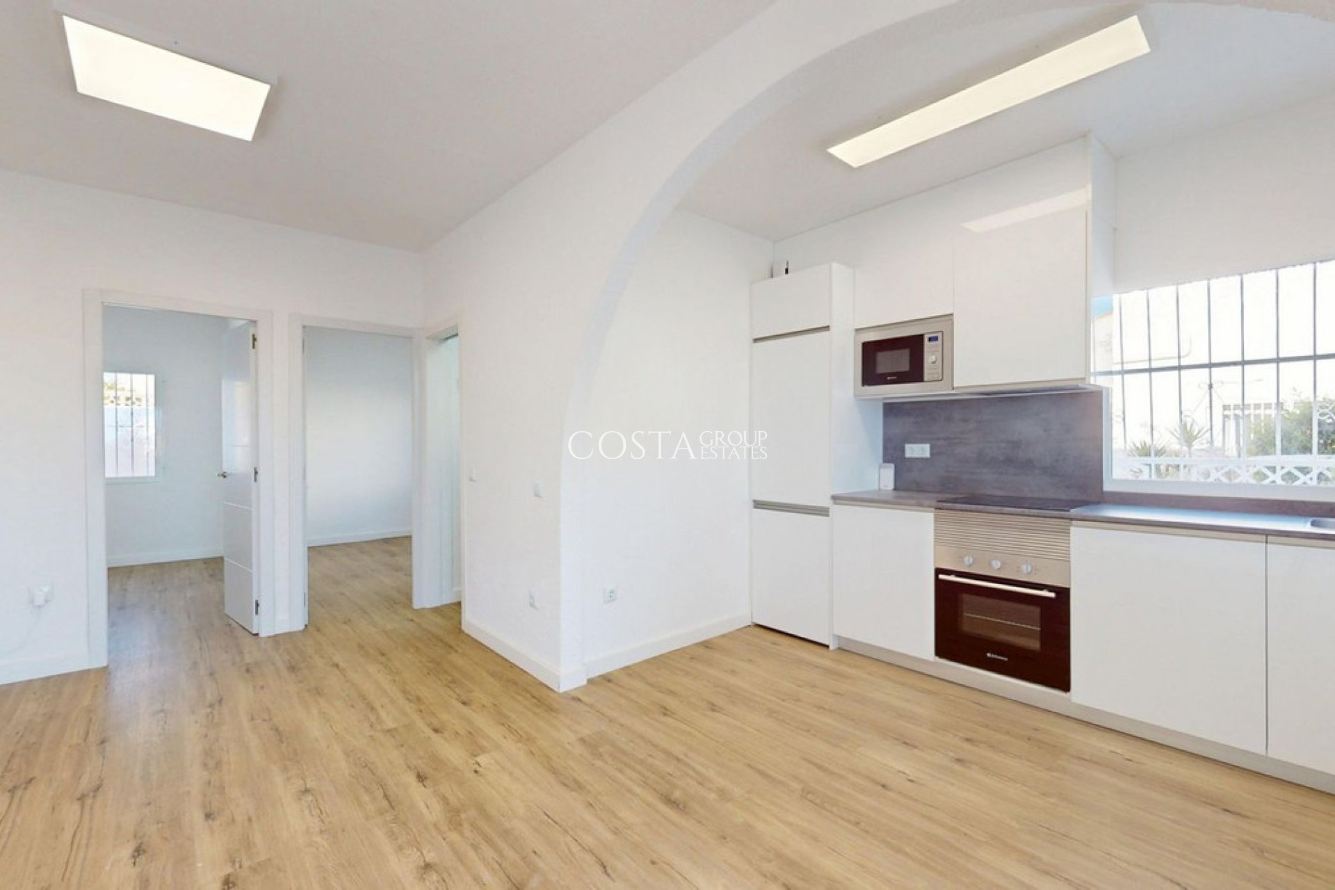 Herverkoop - Villa -
Orihuela Costa - Villamartin