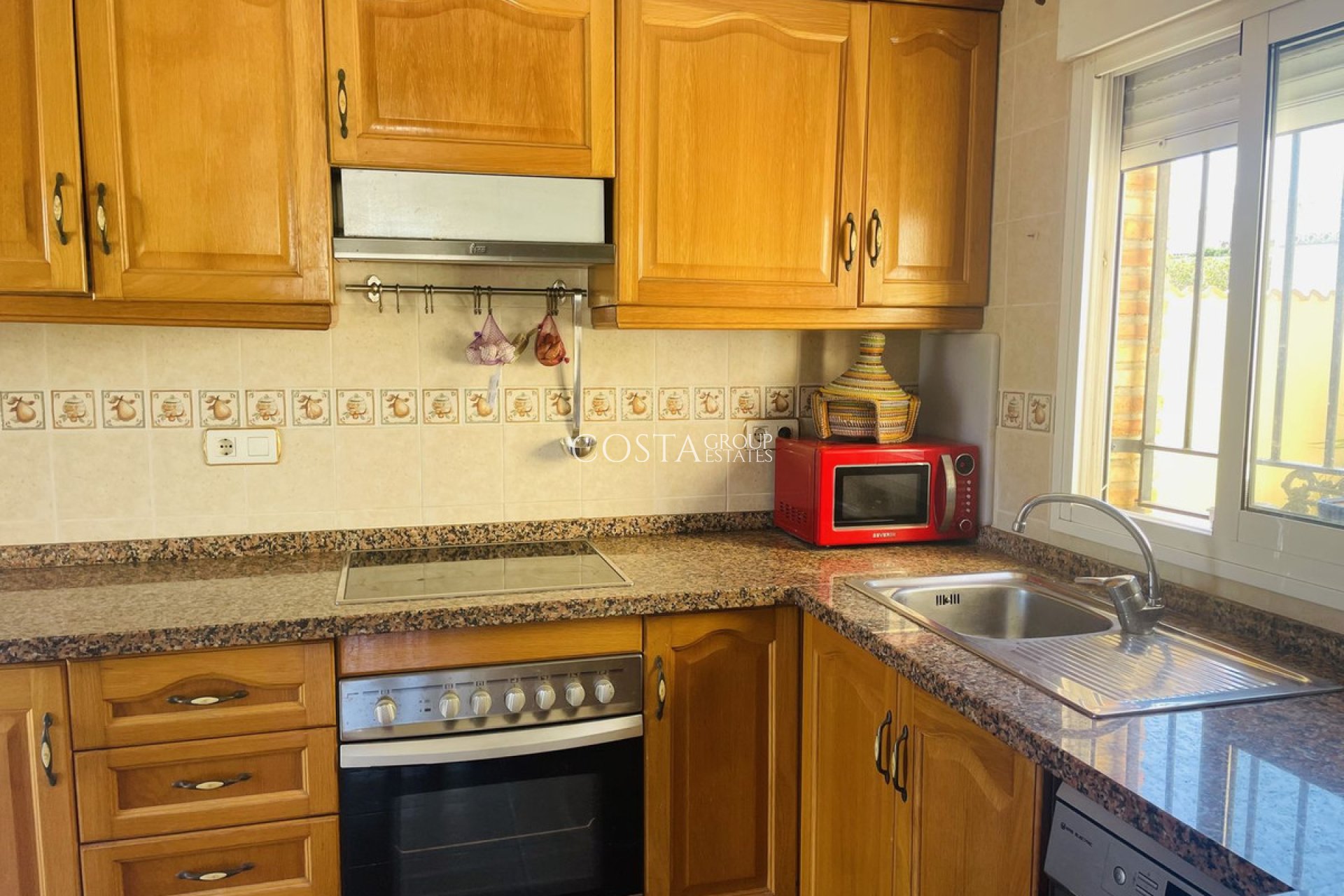 Herverkoop - Villa -
Orihuela Costa - Villamartin